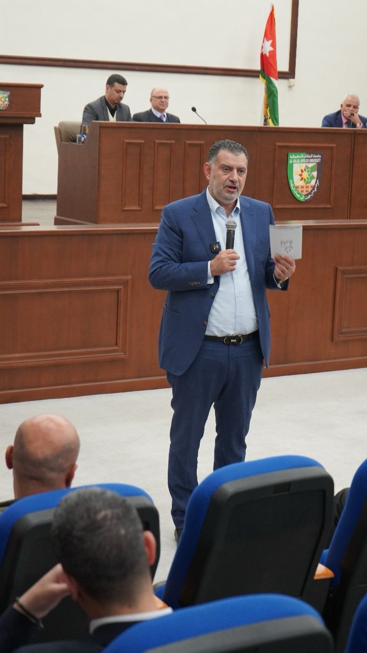 Madar Al-Saa Images 0.336703035443624