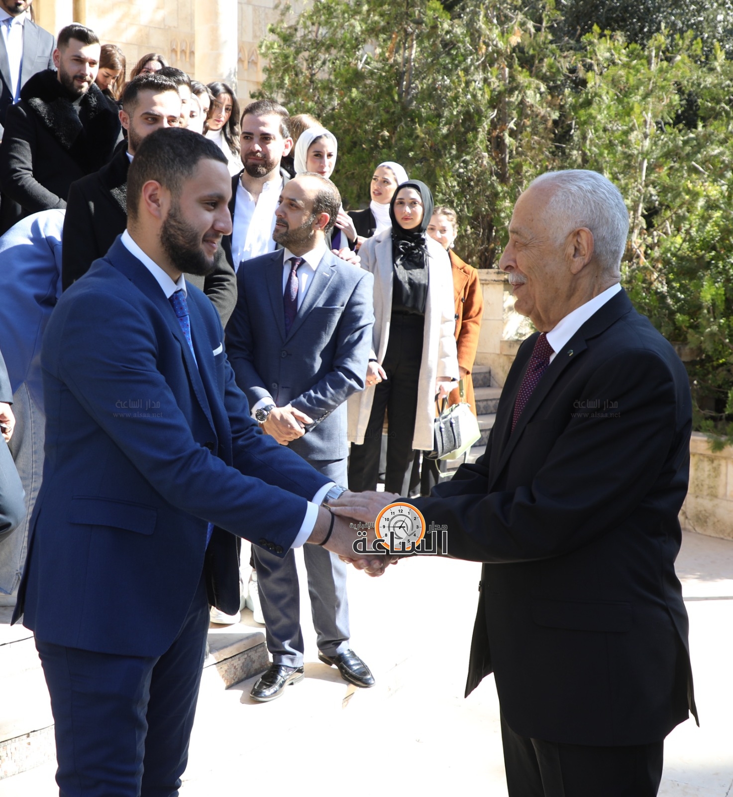 Madar Al-Saa Images 0.7174160063476538