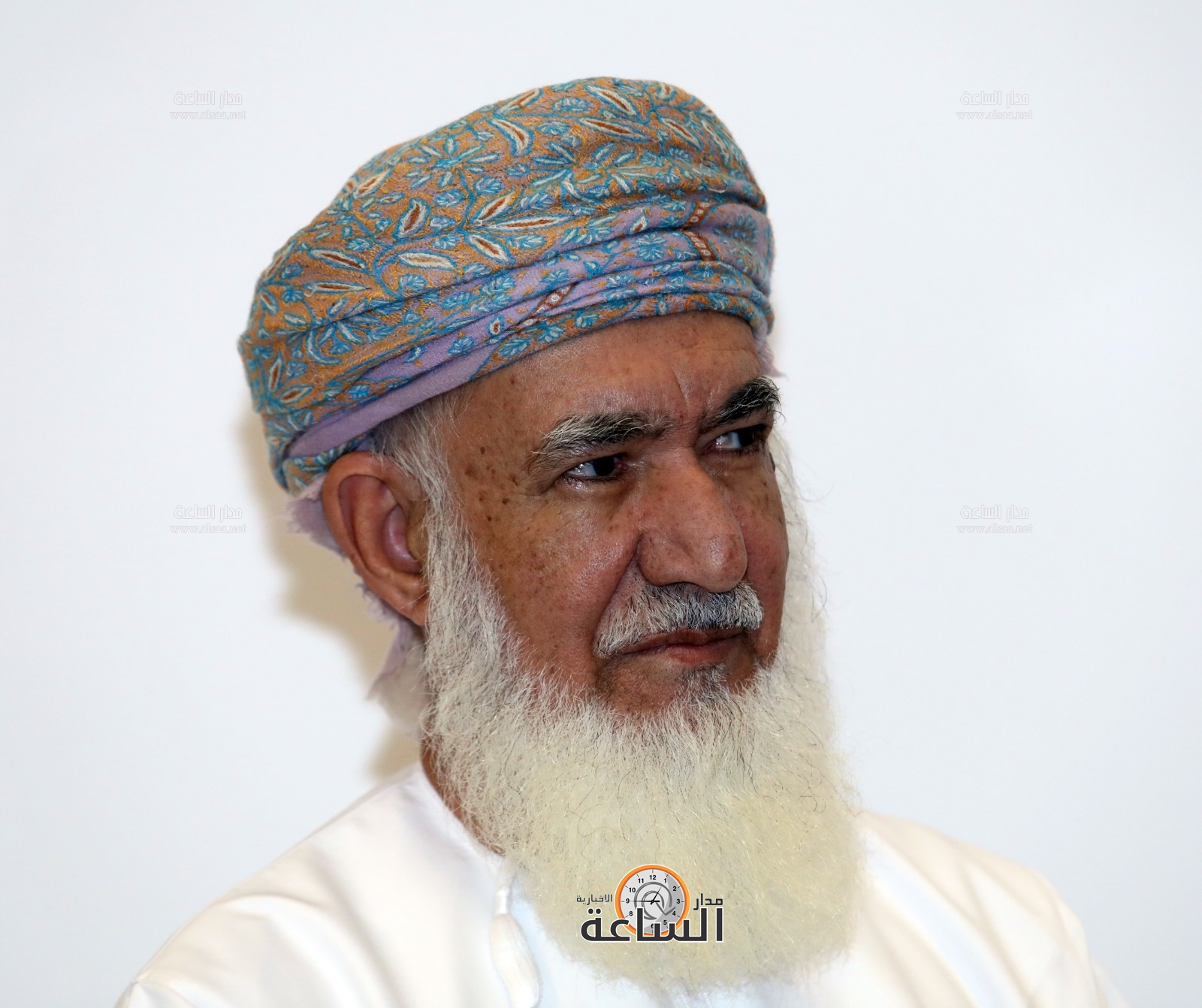 Madar Al-Saa Images 0.18468393833418273