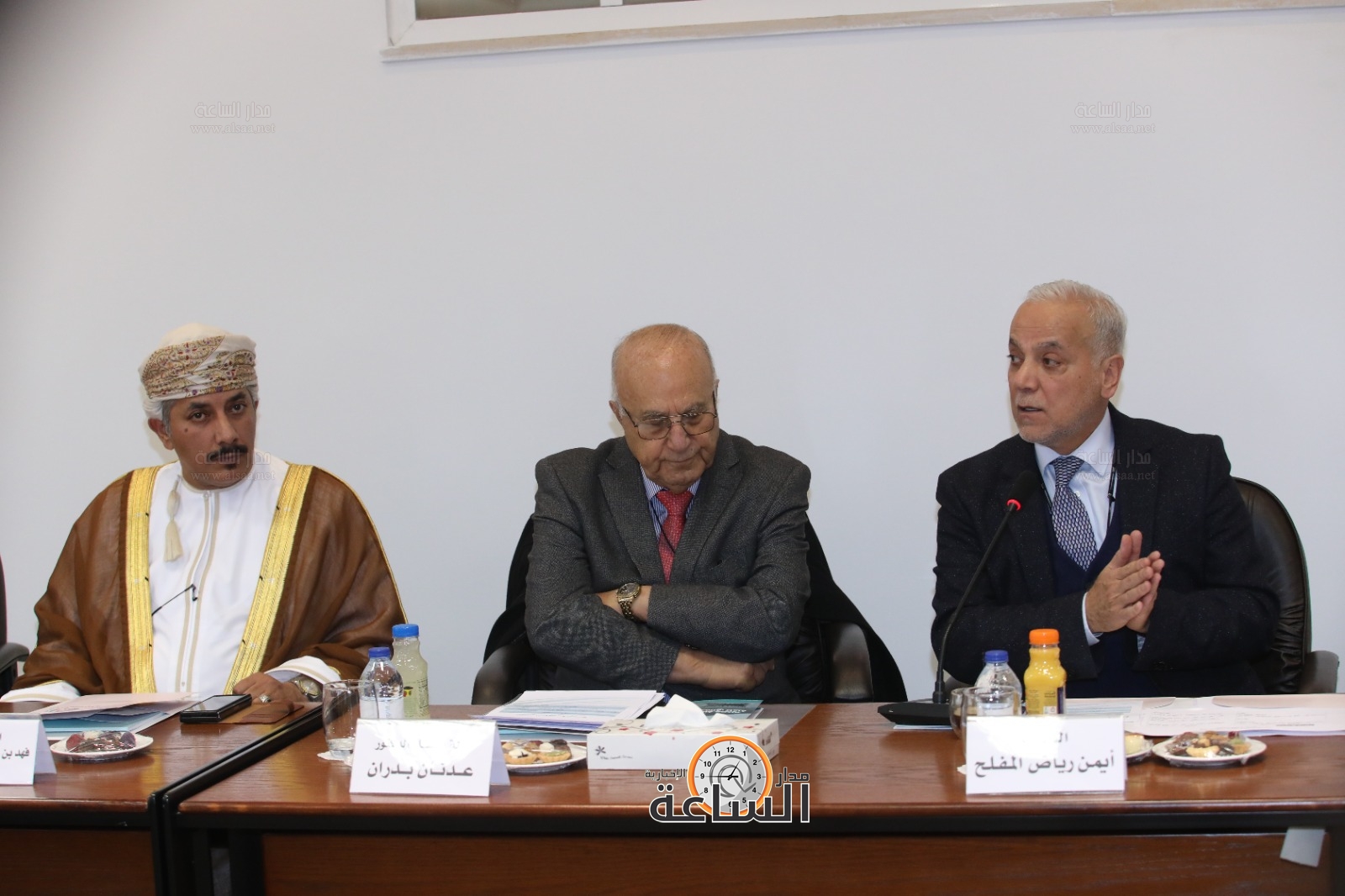 Madar Al-Saa Images 0.5418171845411697