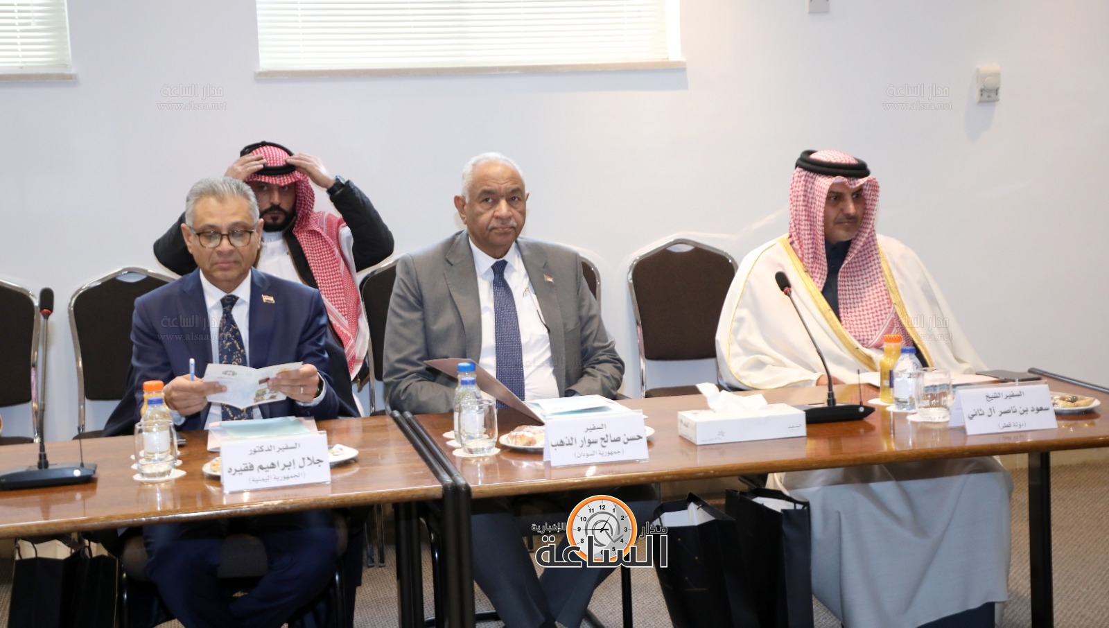 Madar Al-Saa Images 0.6510358684887712