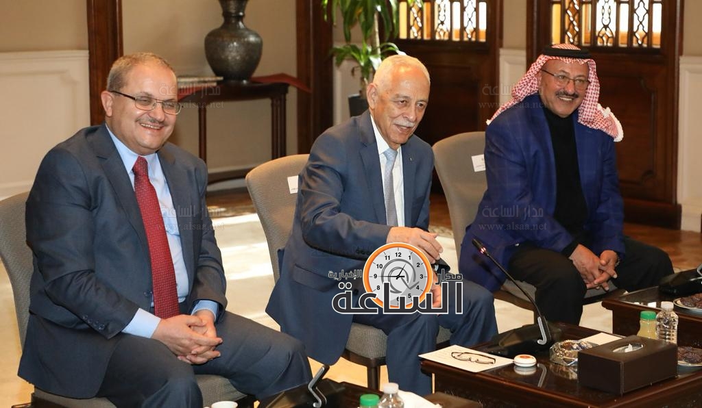 Madar Al-Saa Images 0.49885009692218985