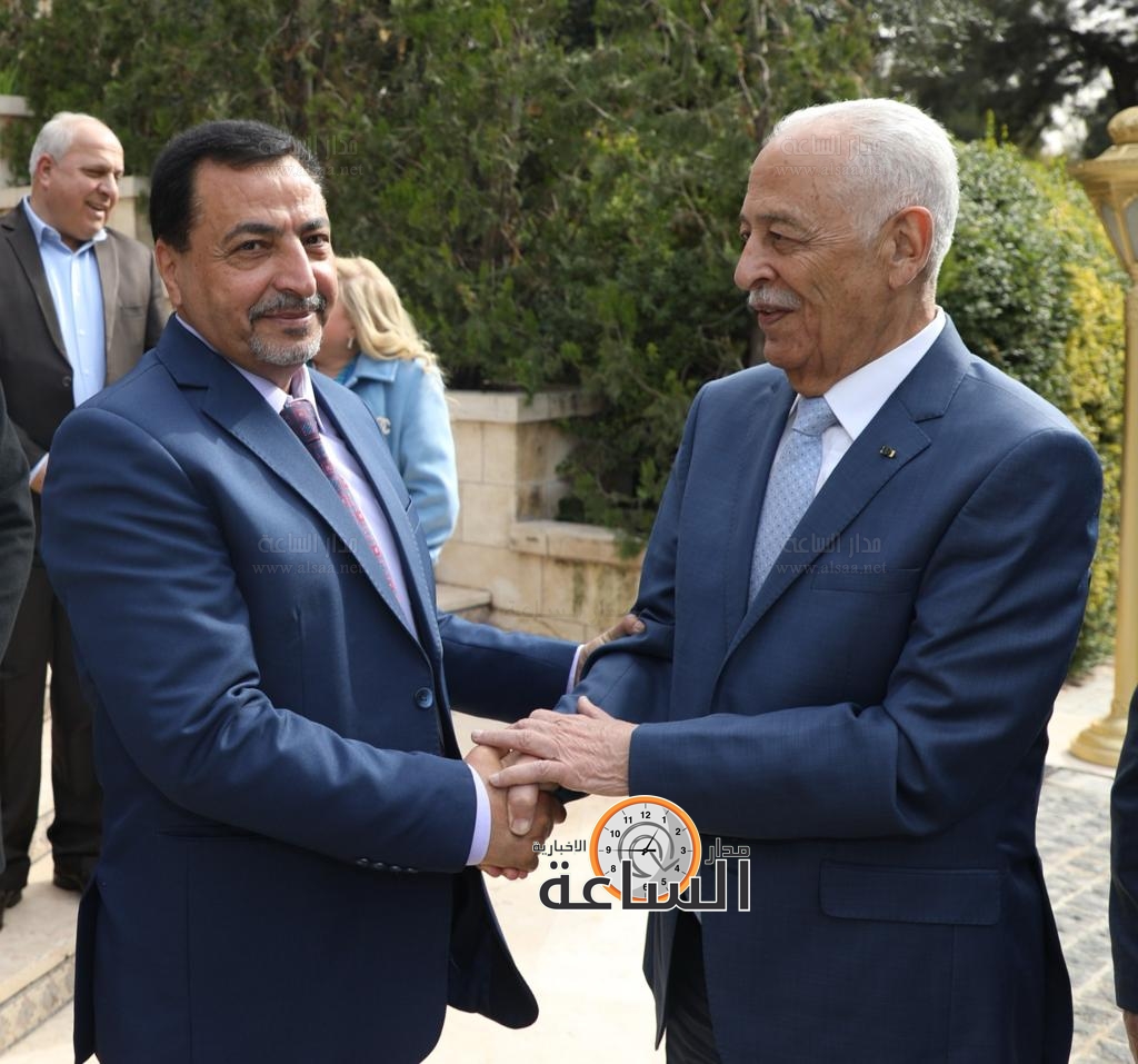 Madar Al-Saa Images 0.27384678116118155