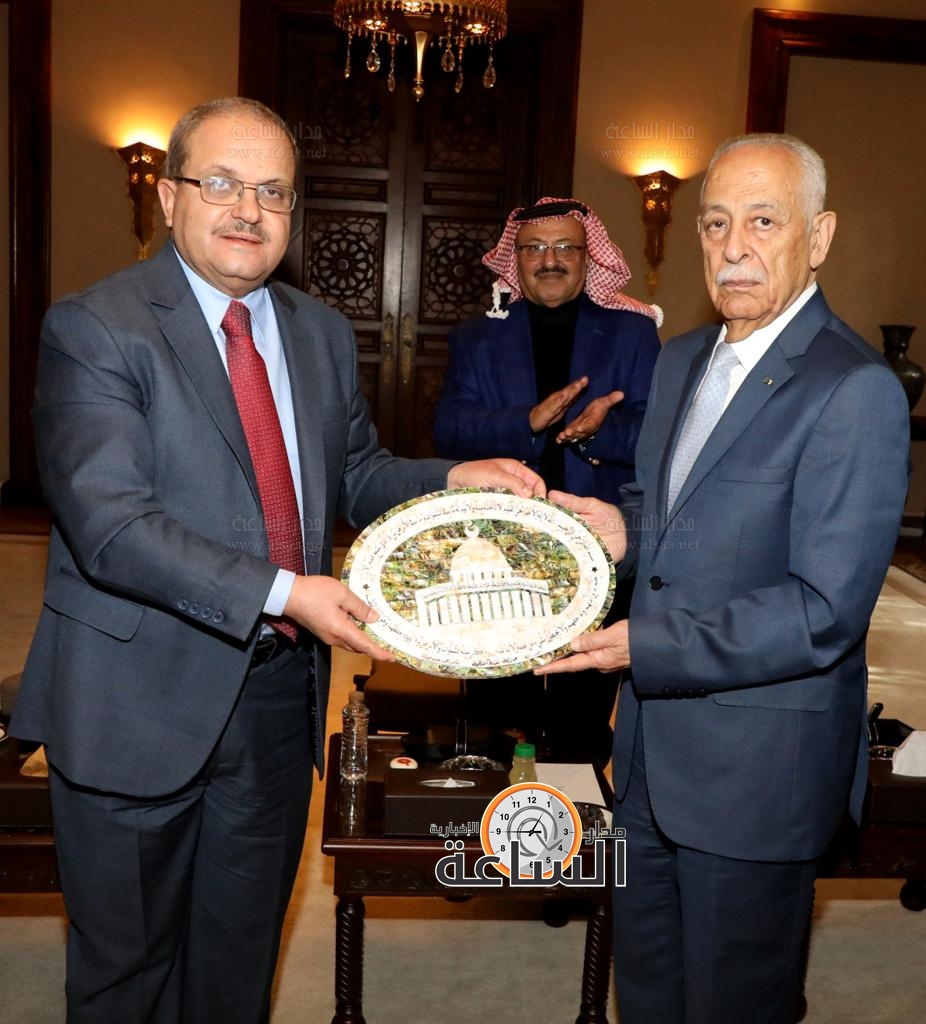 Madar Al-Saa Images 0.3583771486498213