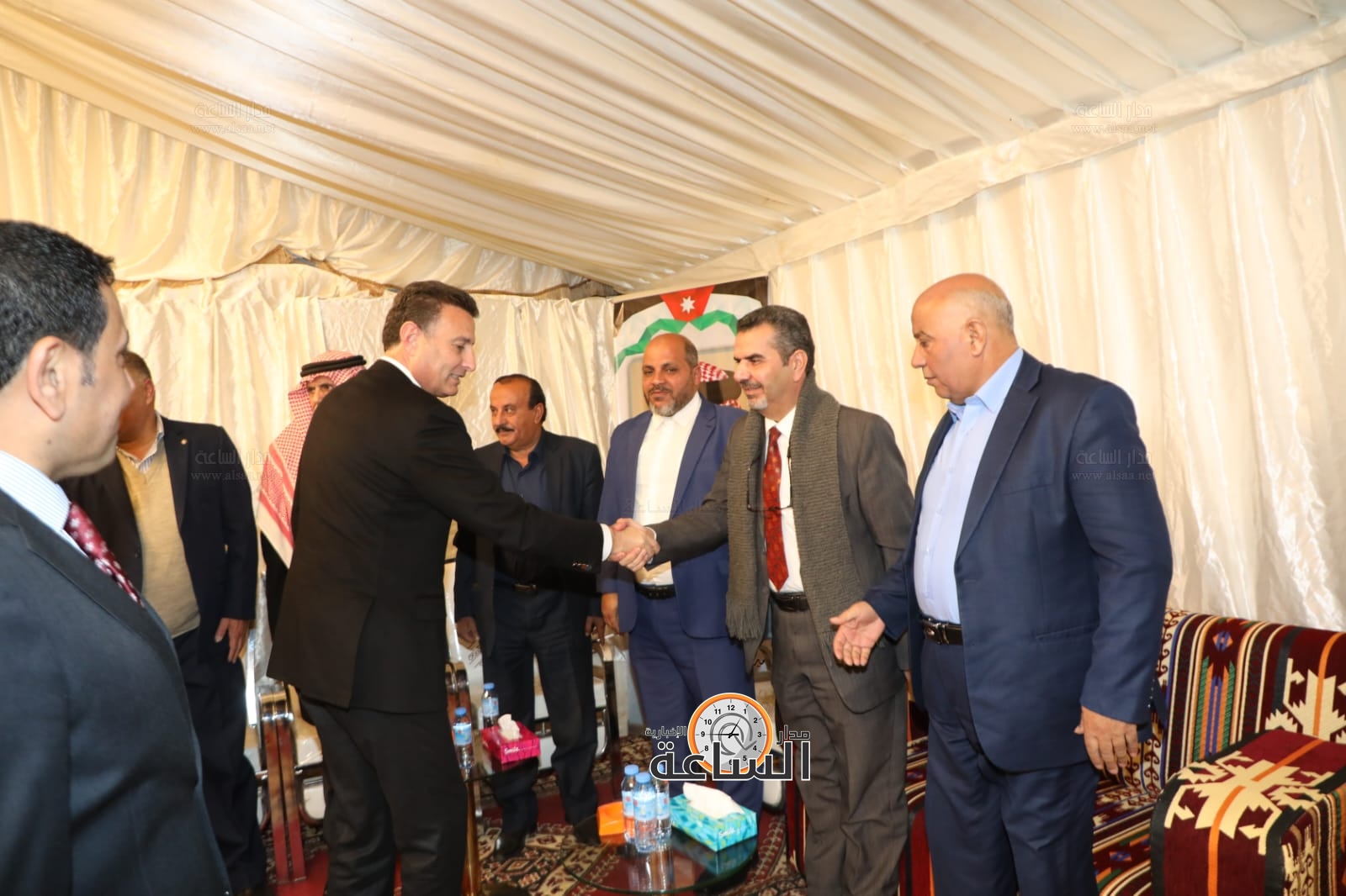 Madar Al-Saa Images 0.21145470565000313