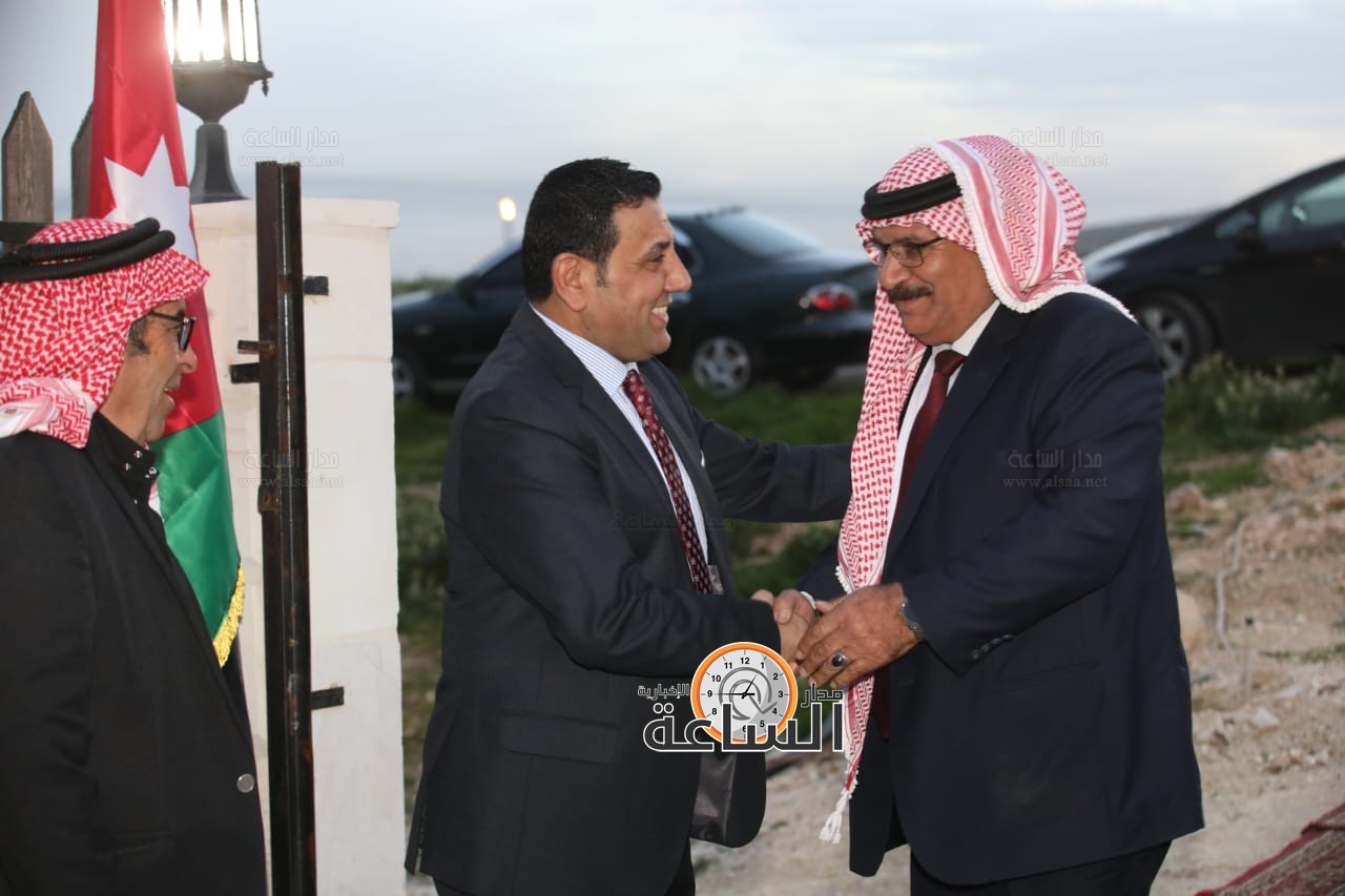 Madar Al-Saa Images 0.3771237411142754