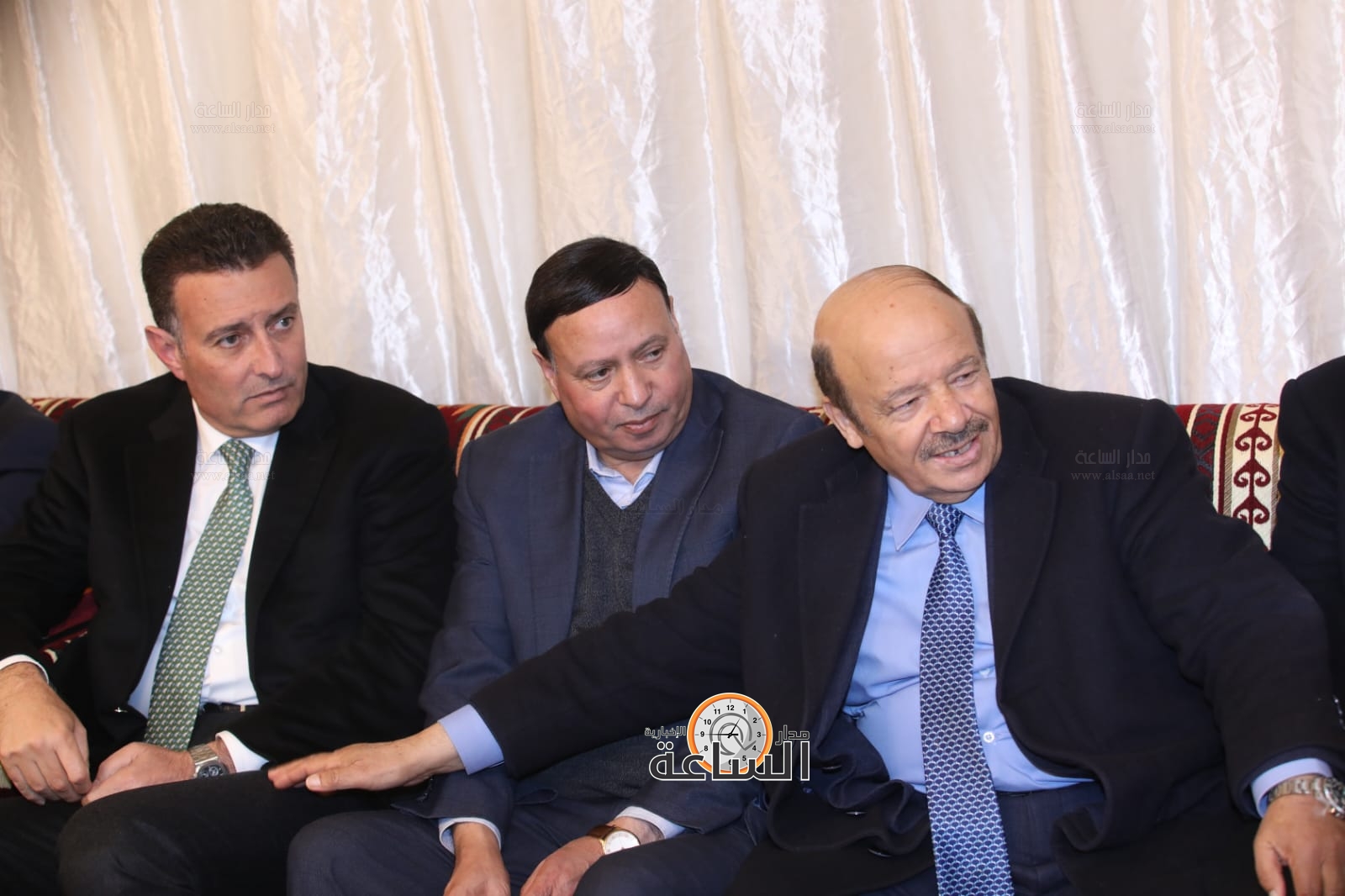 Madar Al-Saa Images 0.7980323221293433