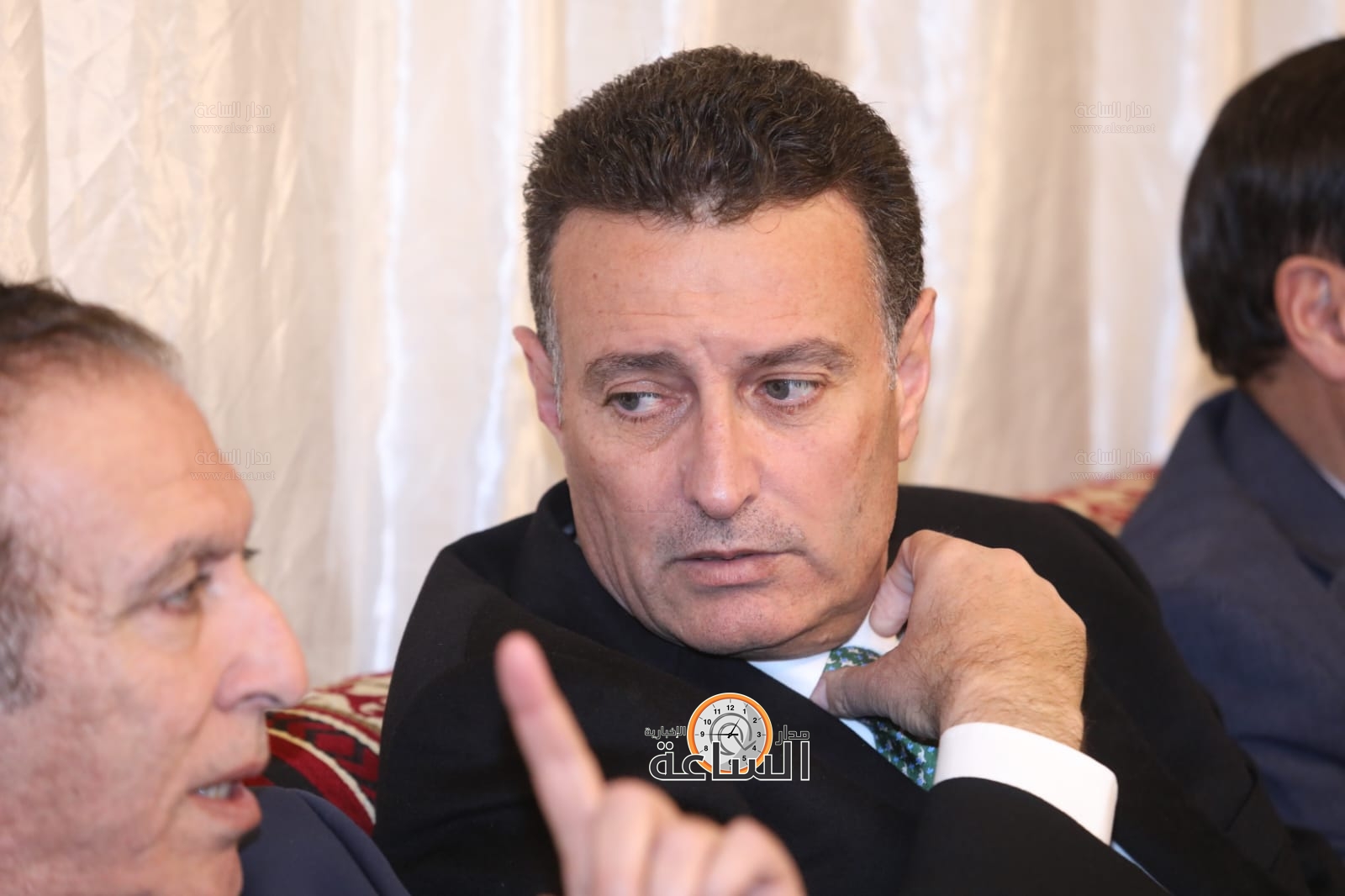 Madar Al-Saa Images 0.616778637522148