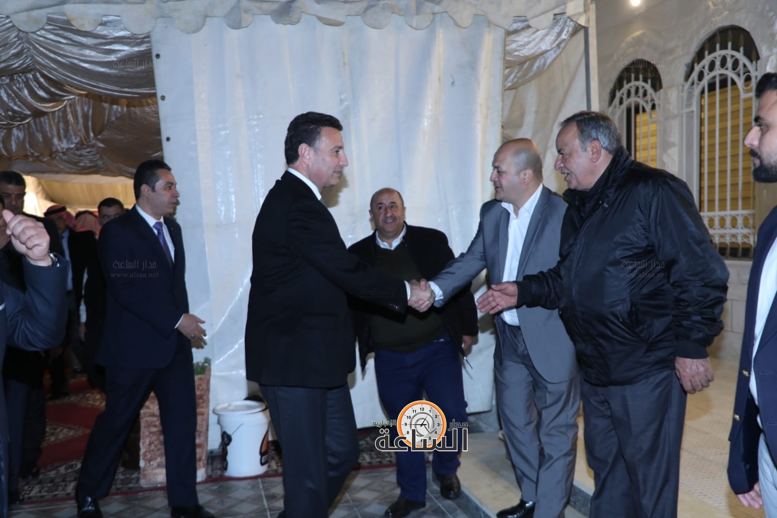 Madar Al-Saa Images 0.0261812380807549