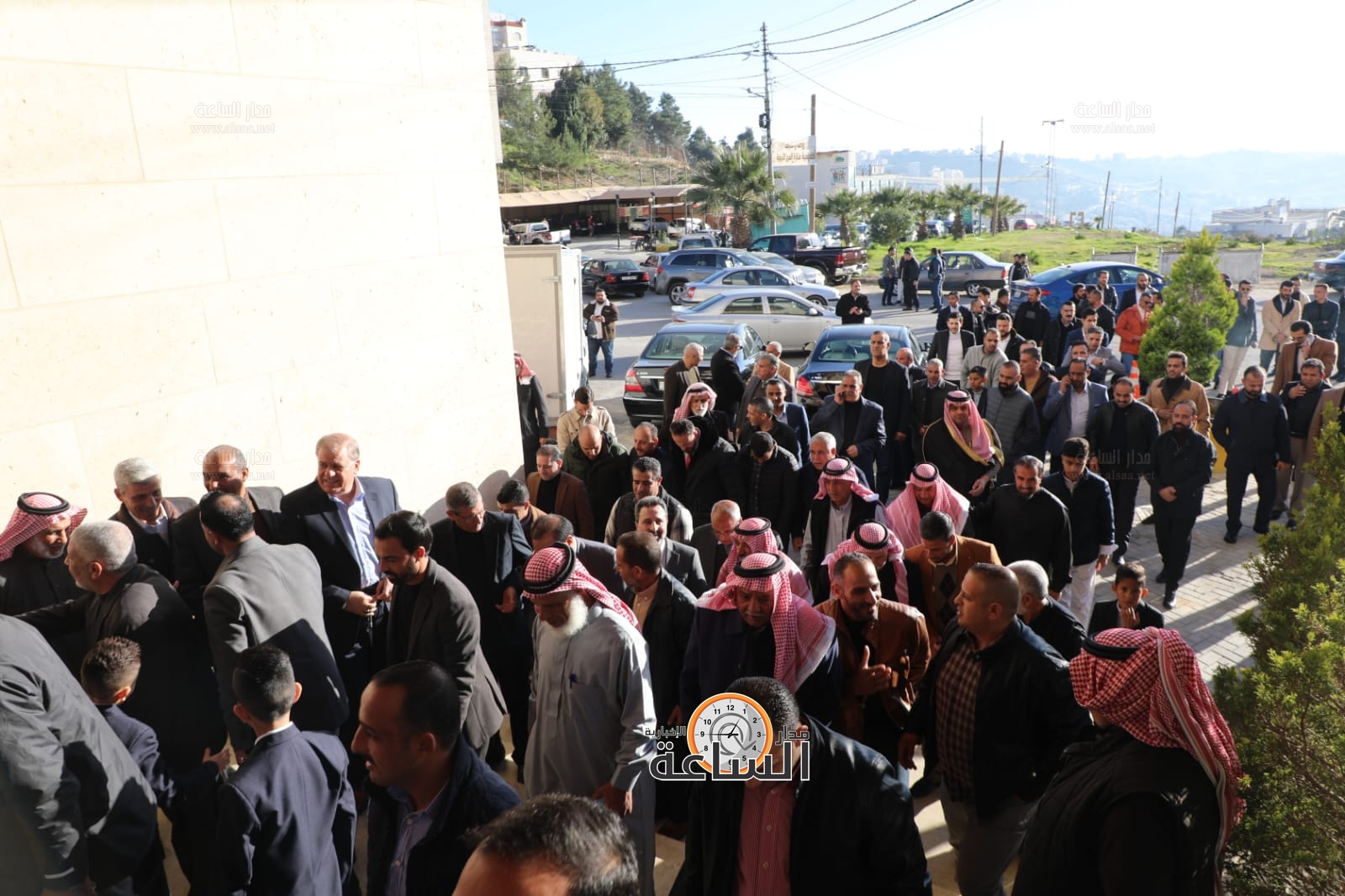 Madar Al-Saa Images 0.2532517082500596