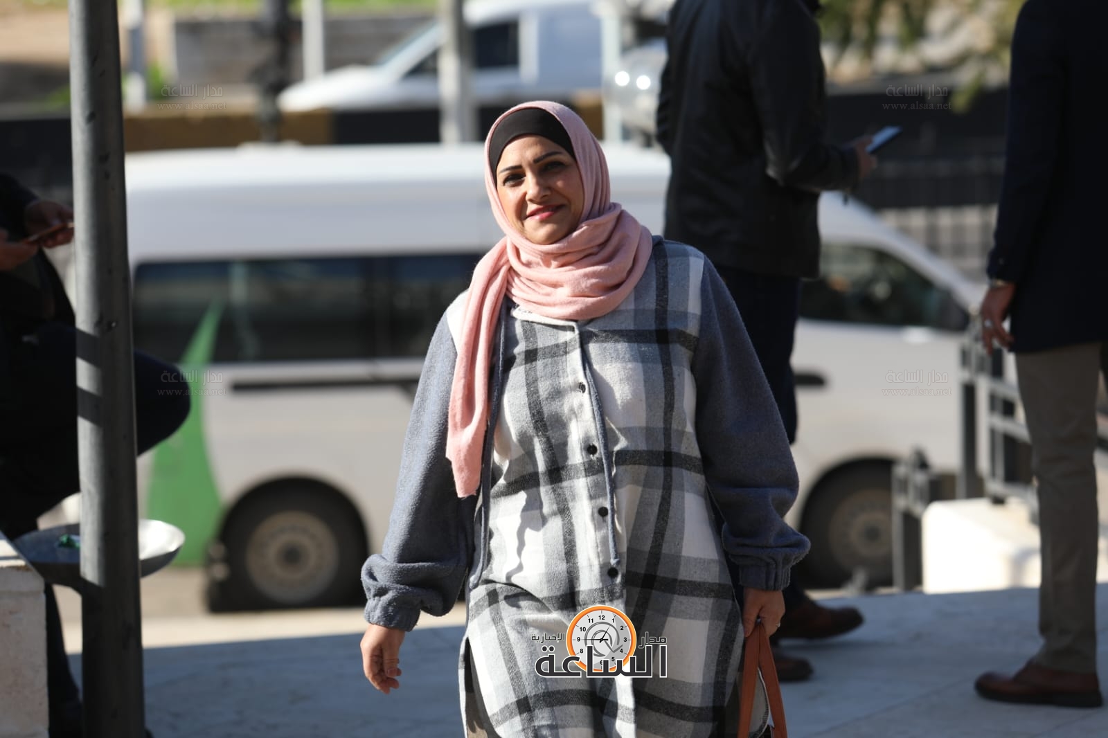 Madar Al-Saa Images 0.0806837320634346