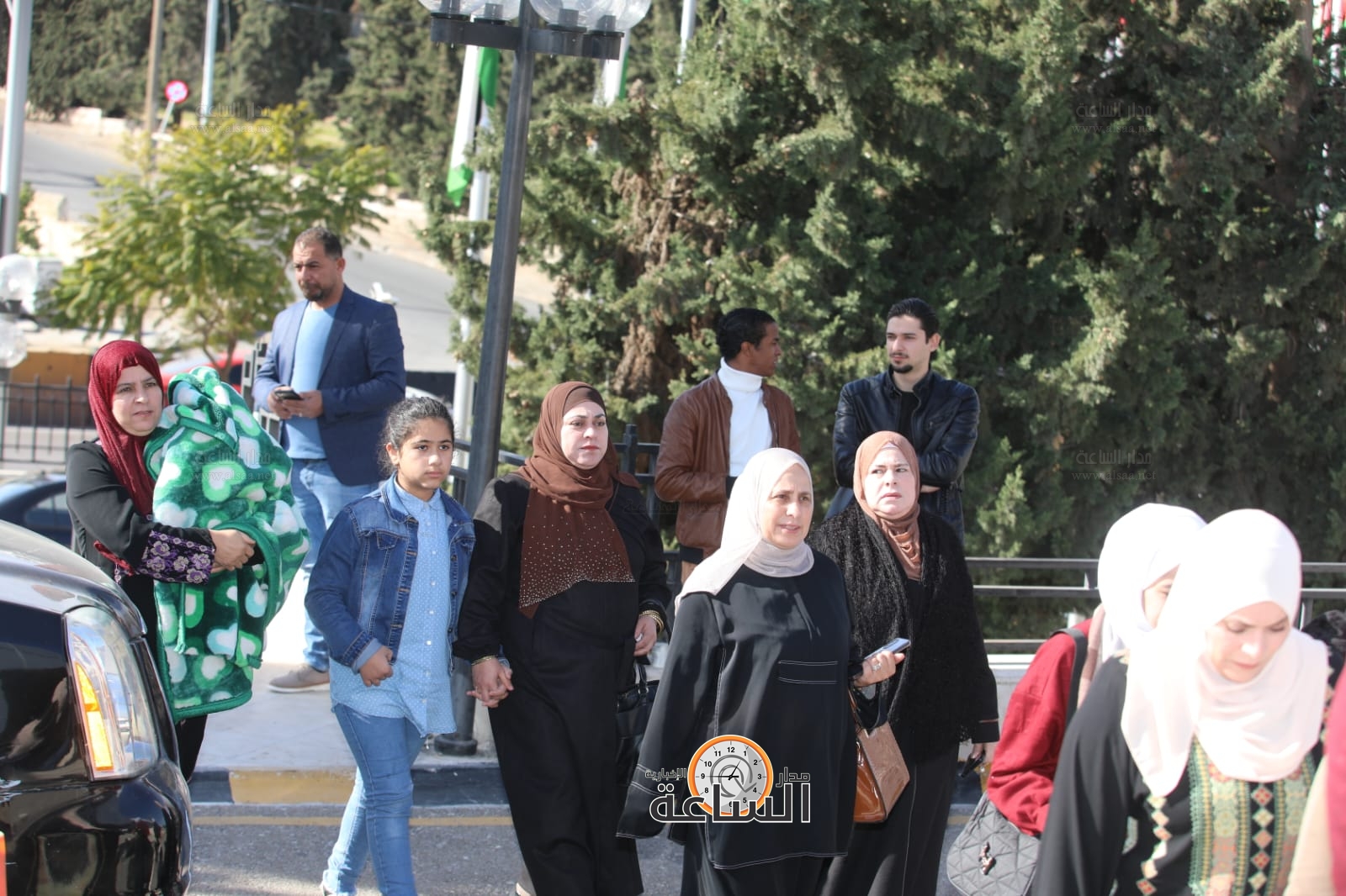 Madar Al-Saa Images 0.6985942815975126