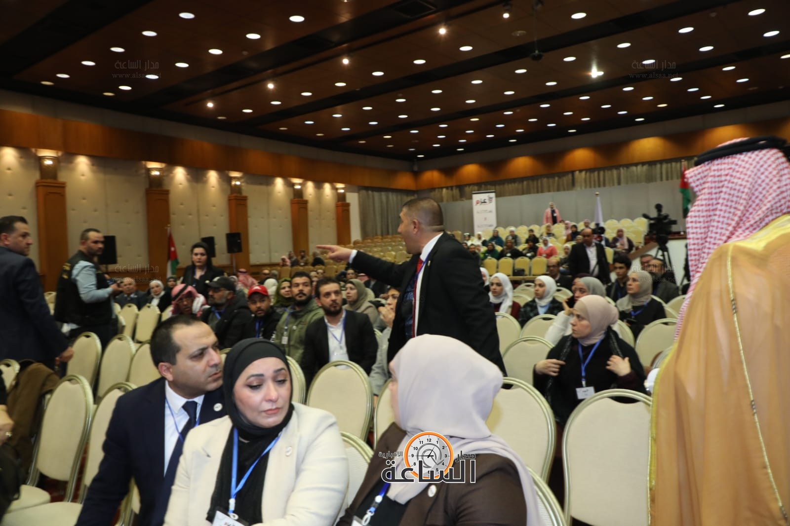 Madar Al-Saa Images 0.3513081130124156