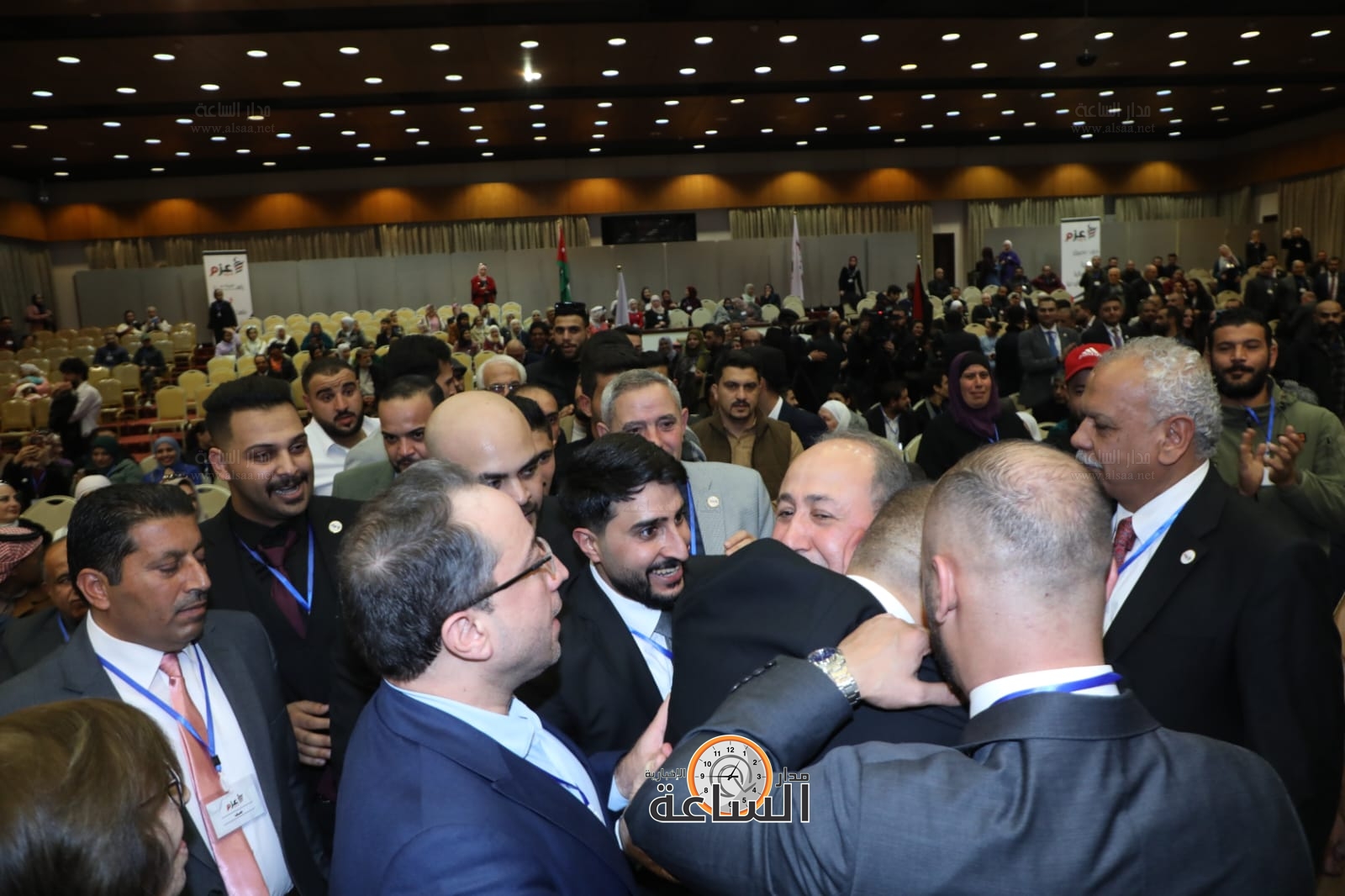 Madar Al-Saa Images 0.5692697970275824