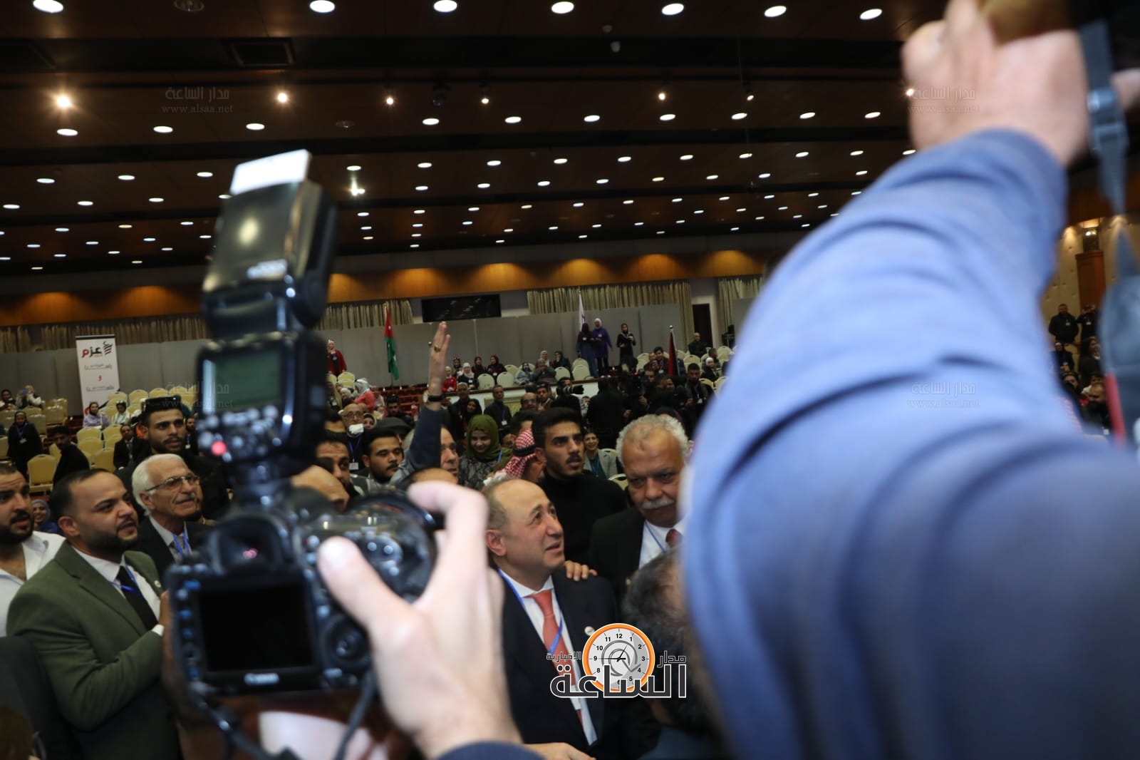 Madar Al-Saa Images 0.1364324154032981