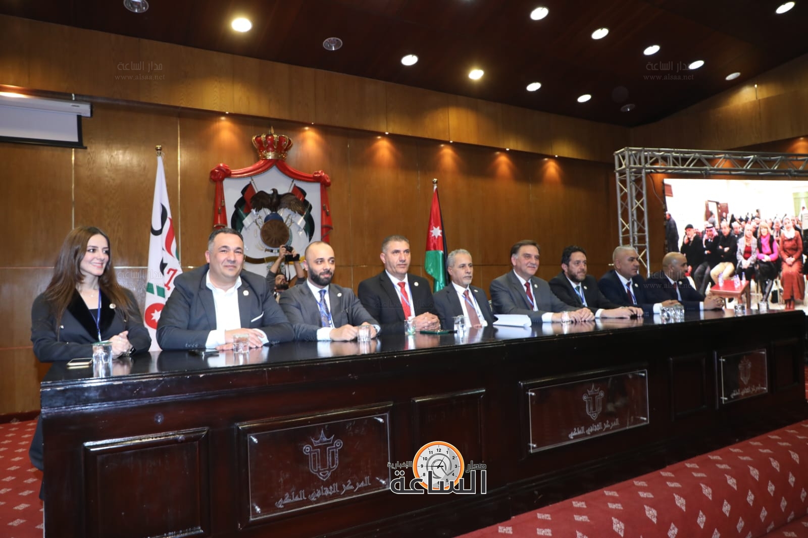 Madar Al-Saa Images 0.6818565151071956