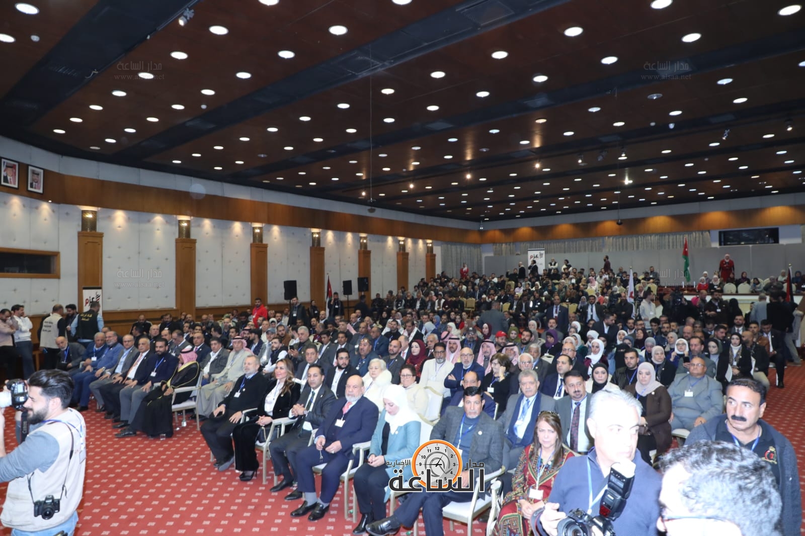 Madar Al-Saa Images 0.7687877663409115