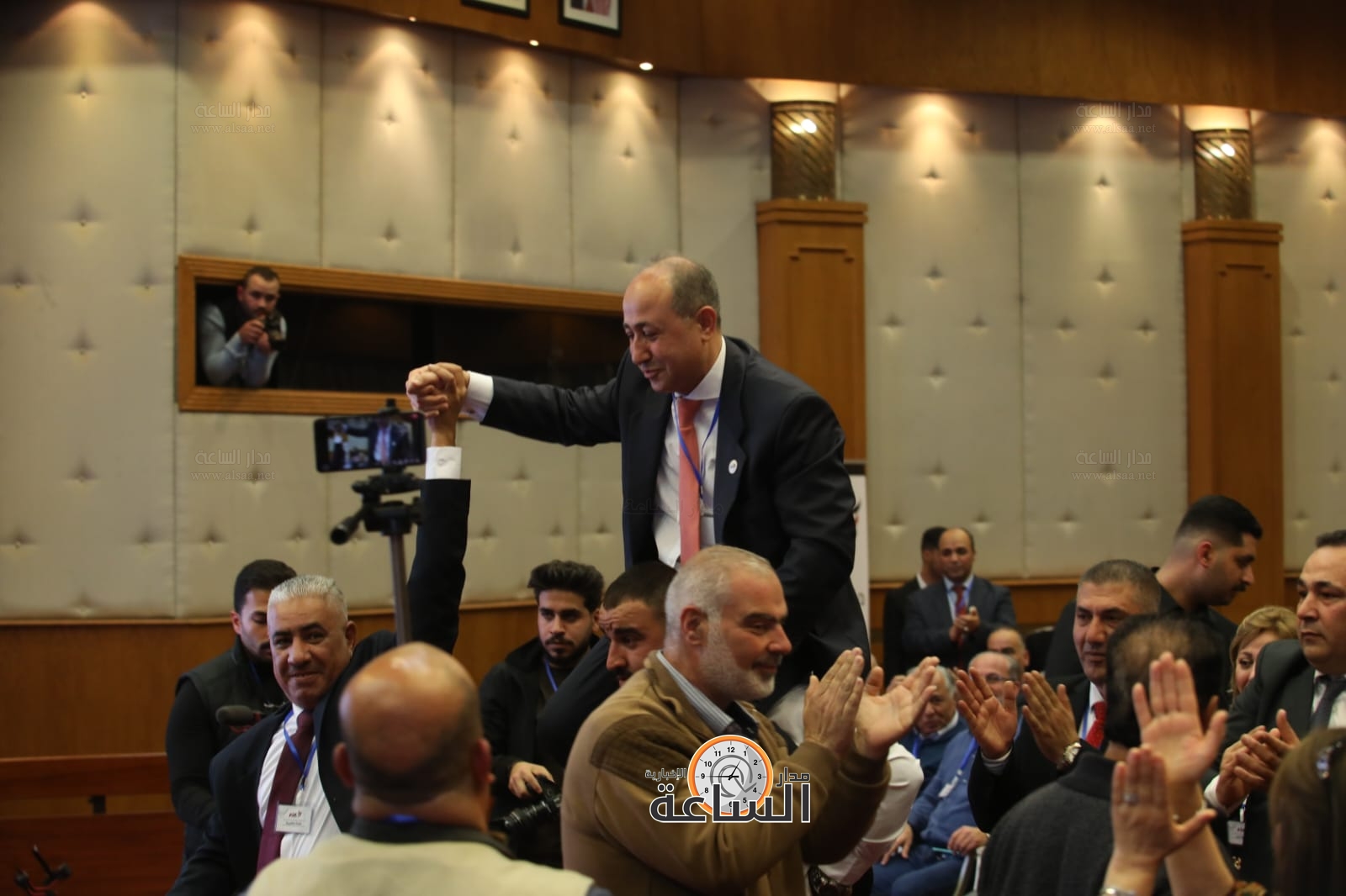 Madar Al-Saa Images 0.9859672234964445