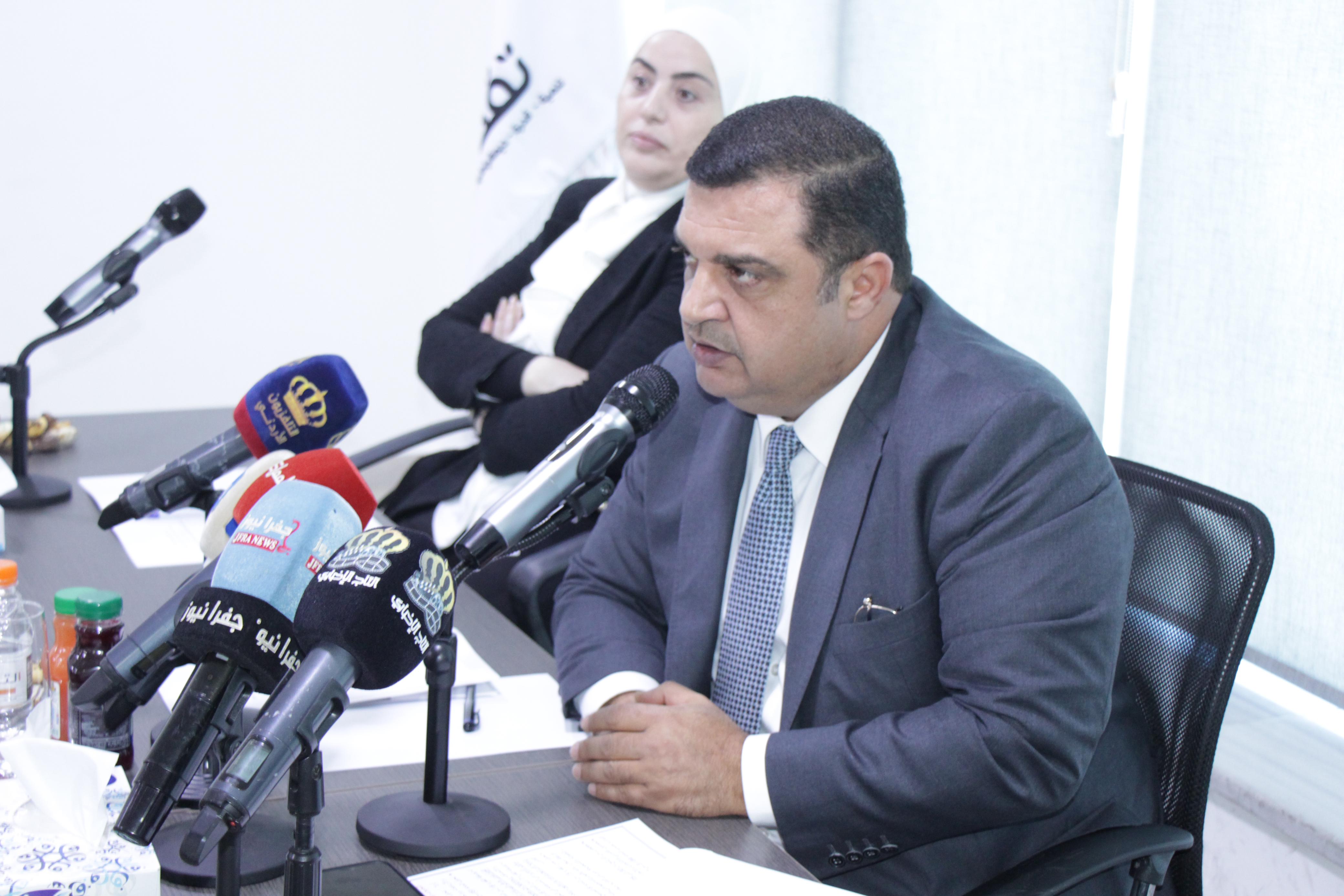 Madar Al-Saa Images 0.7746380418587384