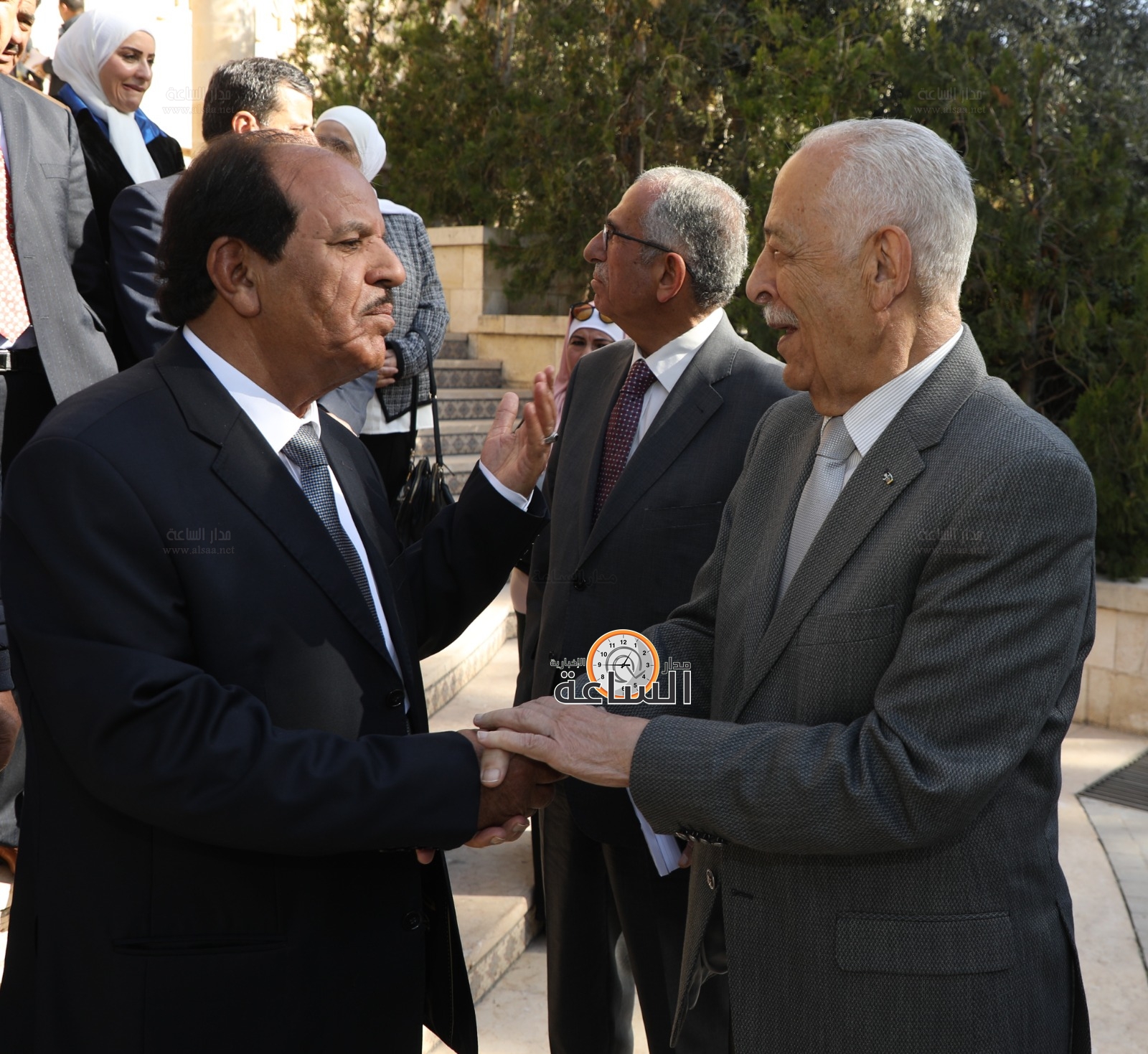 Madar Al-Saa Images 0.8084508418070349