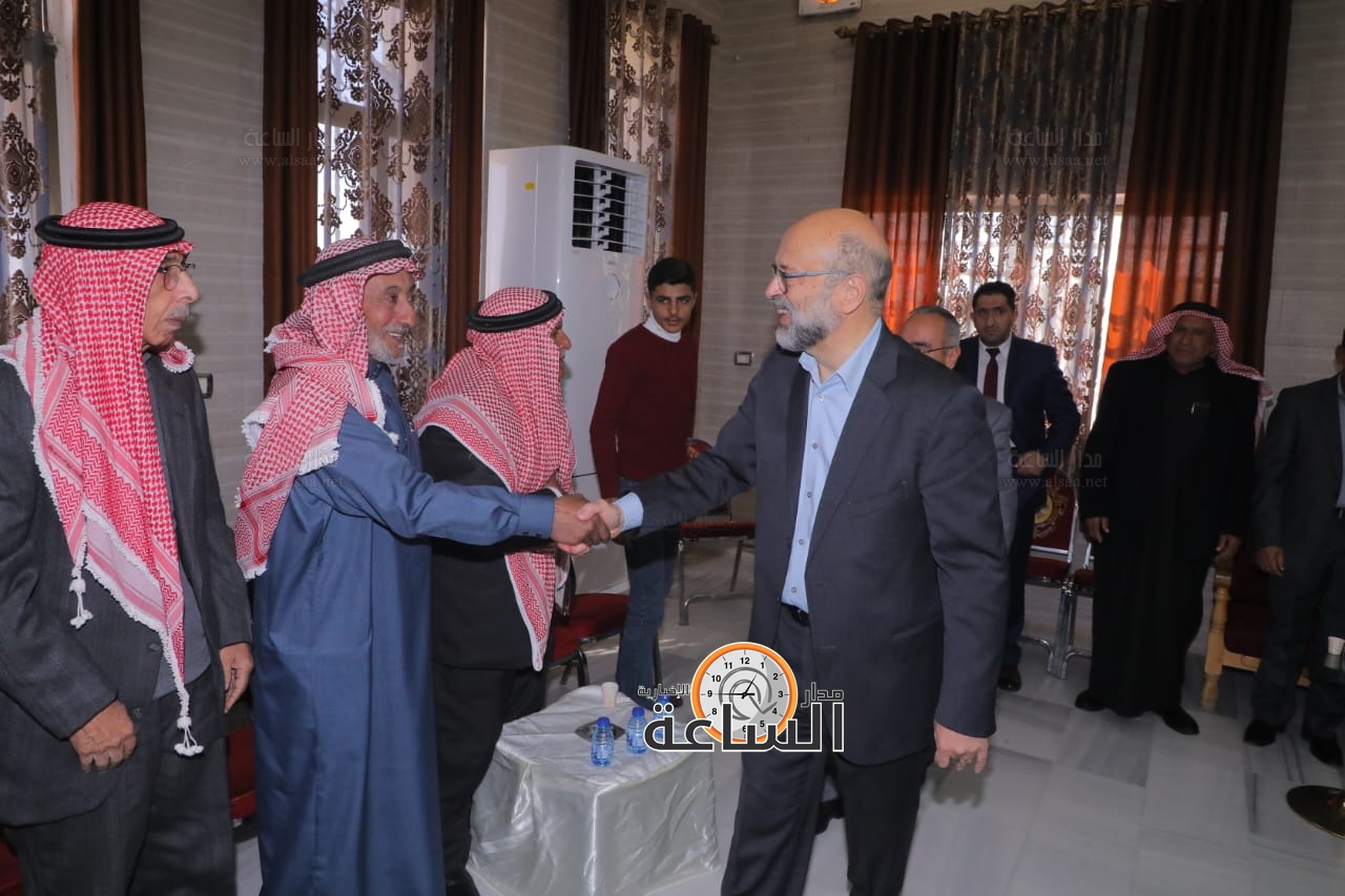 Madar Al-Saa Images 0.49182657602217494