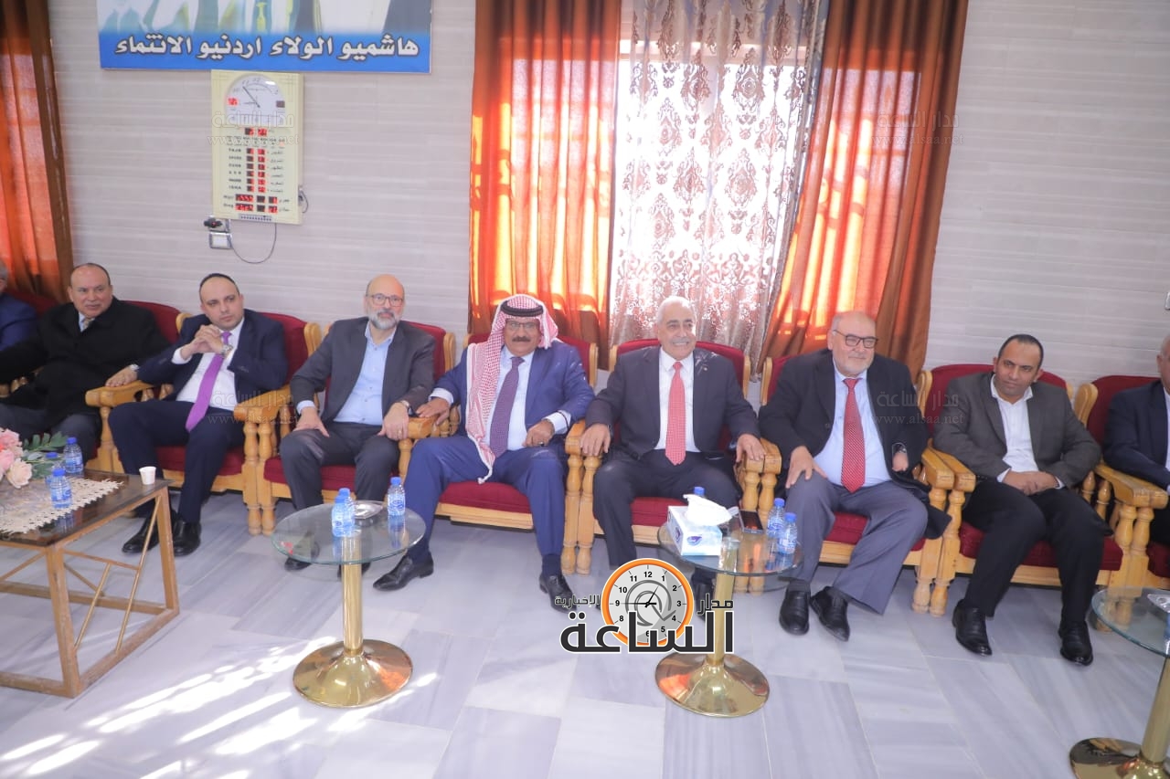 Madar Al-Saa Images 0.3687382335720546