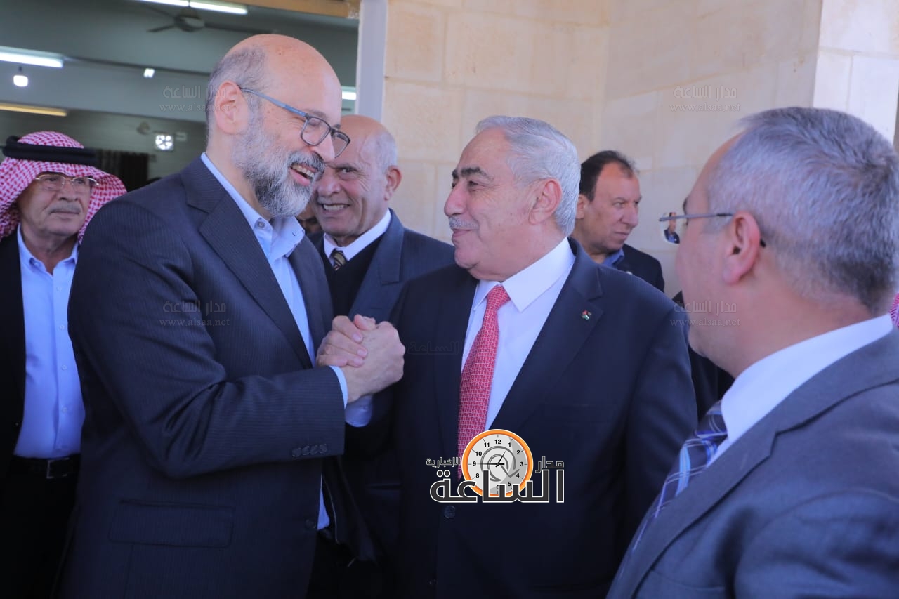 Madar Al-Saa Images 0.6202450135381645