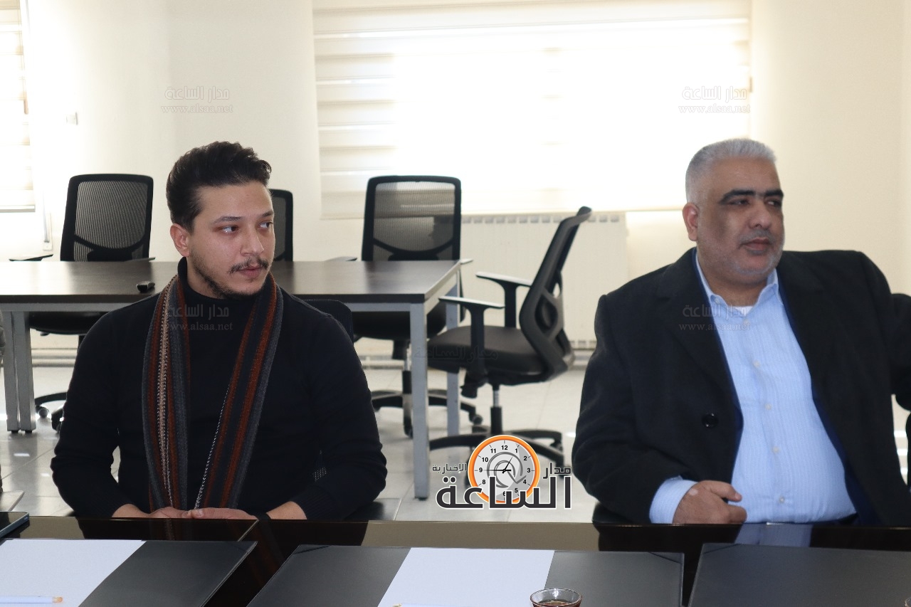 Madar Al-Saa Images 0.5821338378201459