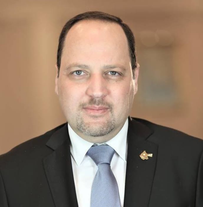 Madar Al-Saa Images 0.7688036832577179