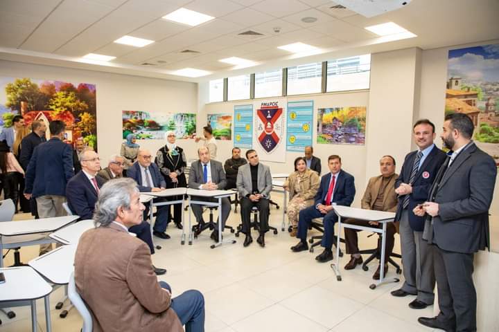 Madar Al-Saa Images 0.24547539481840497