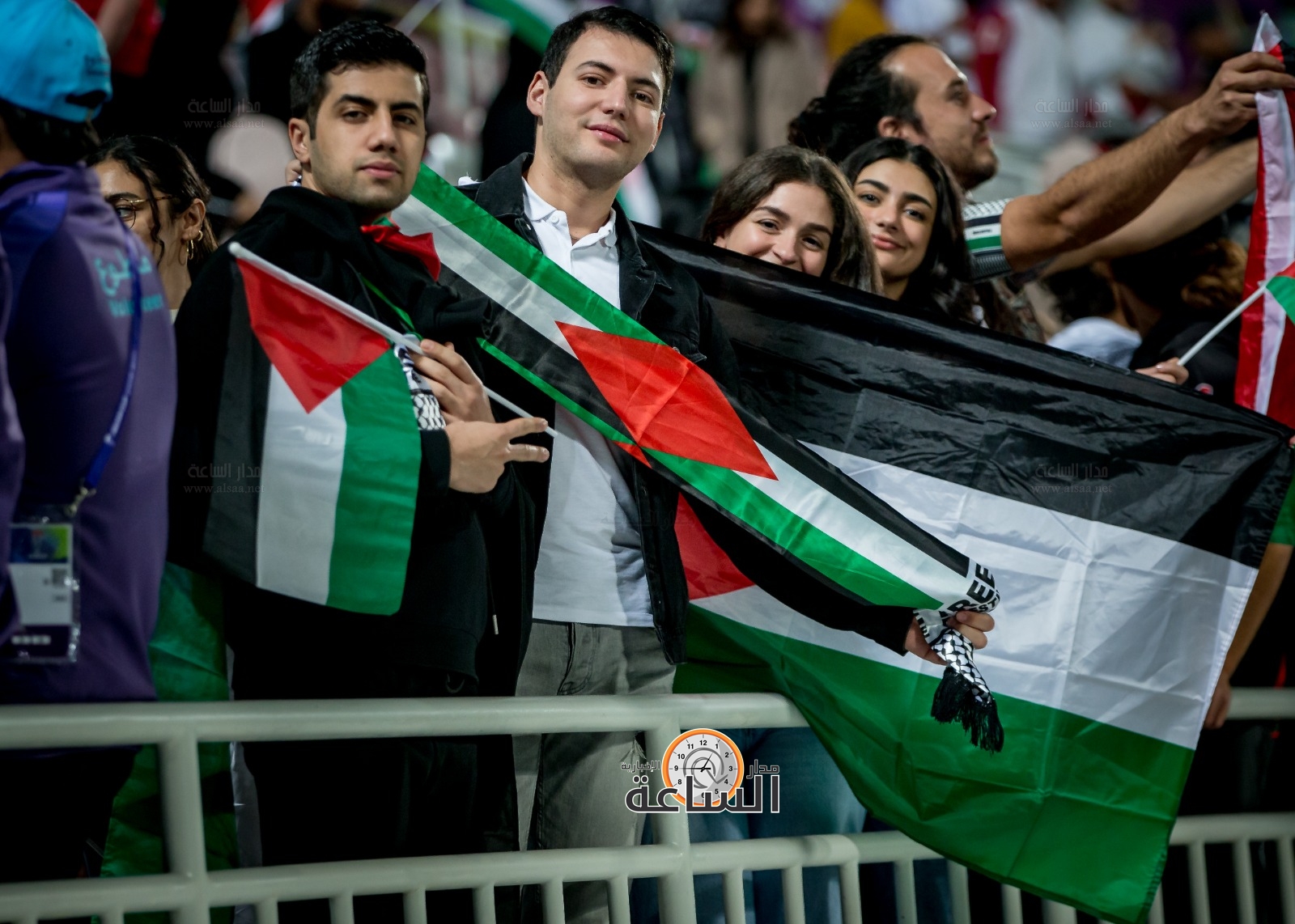 Madar Al-Saa Images 0.0009044742113757387