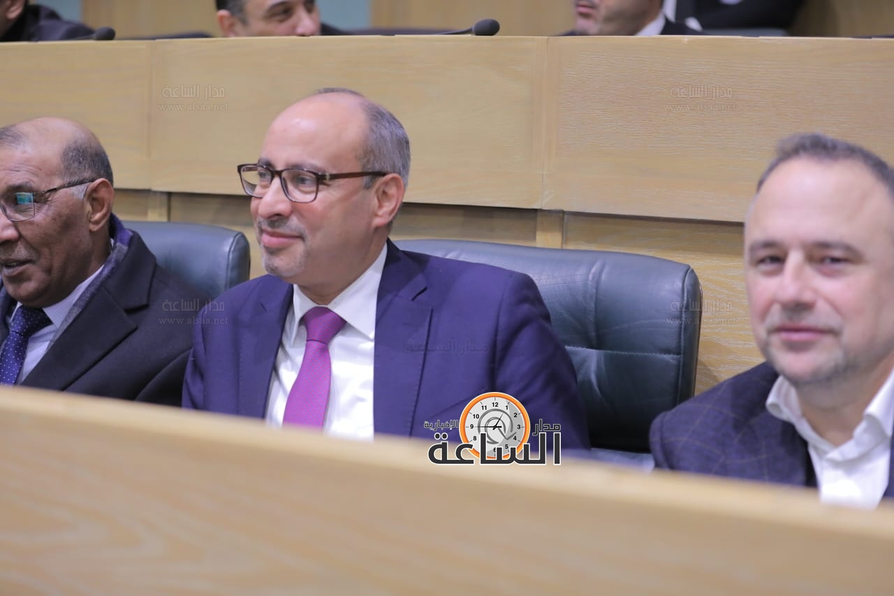 Madar Al-Saa Images 0.781232784430282