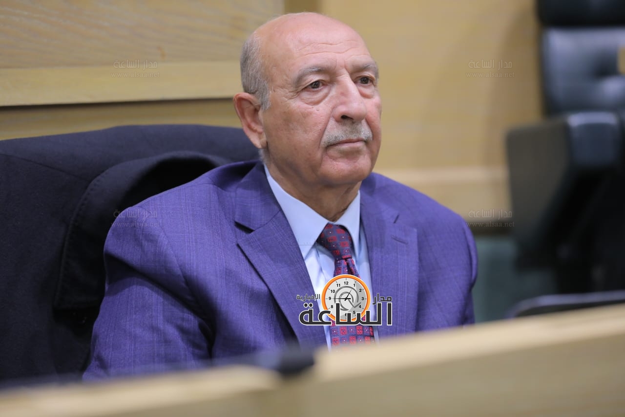 Madar Al-Saa Images 0.22800895490367945