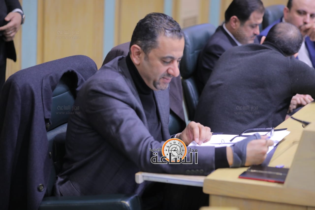 Madar Al-Saa Images 0.8375939111286543