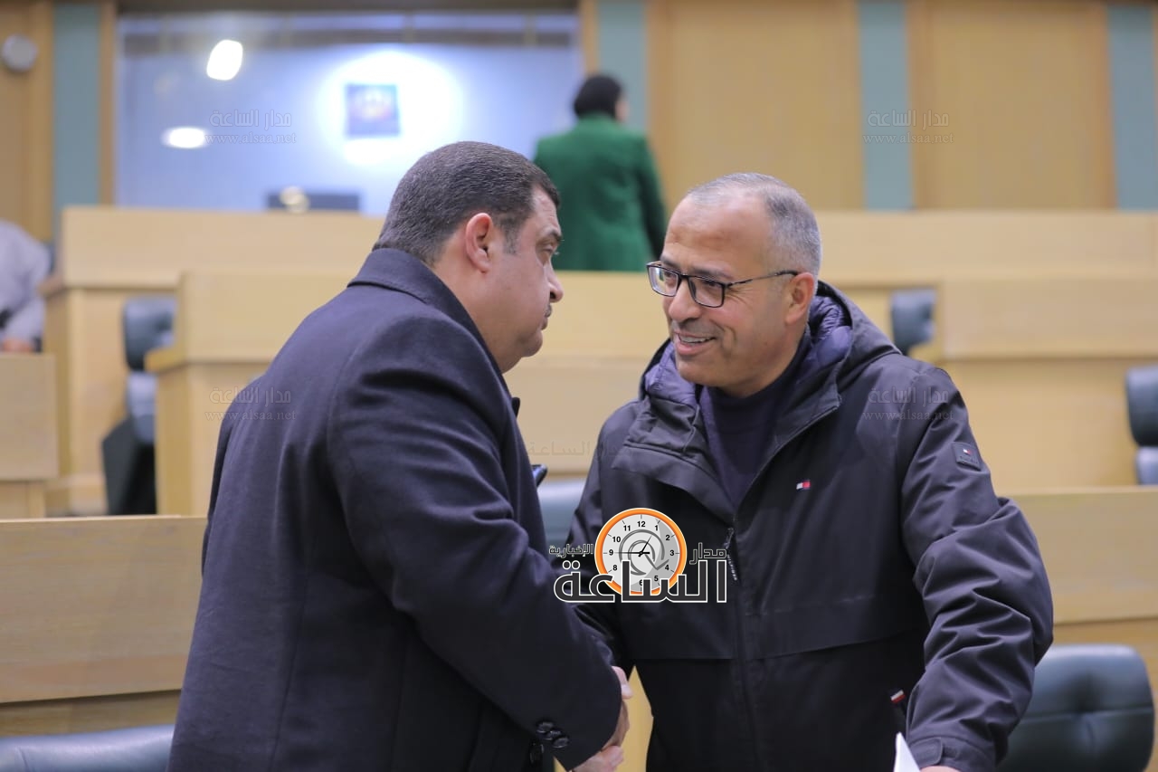 Madar Al-Saa Images 0.128977085951816