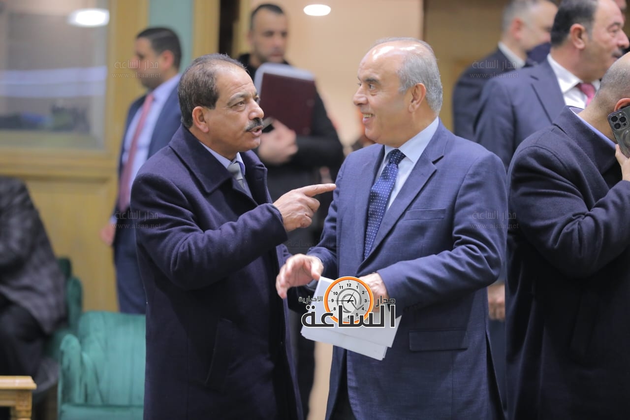 Madar Al-Saa Images 0.7169130928438352