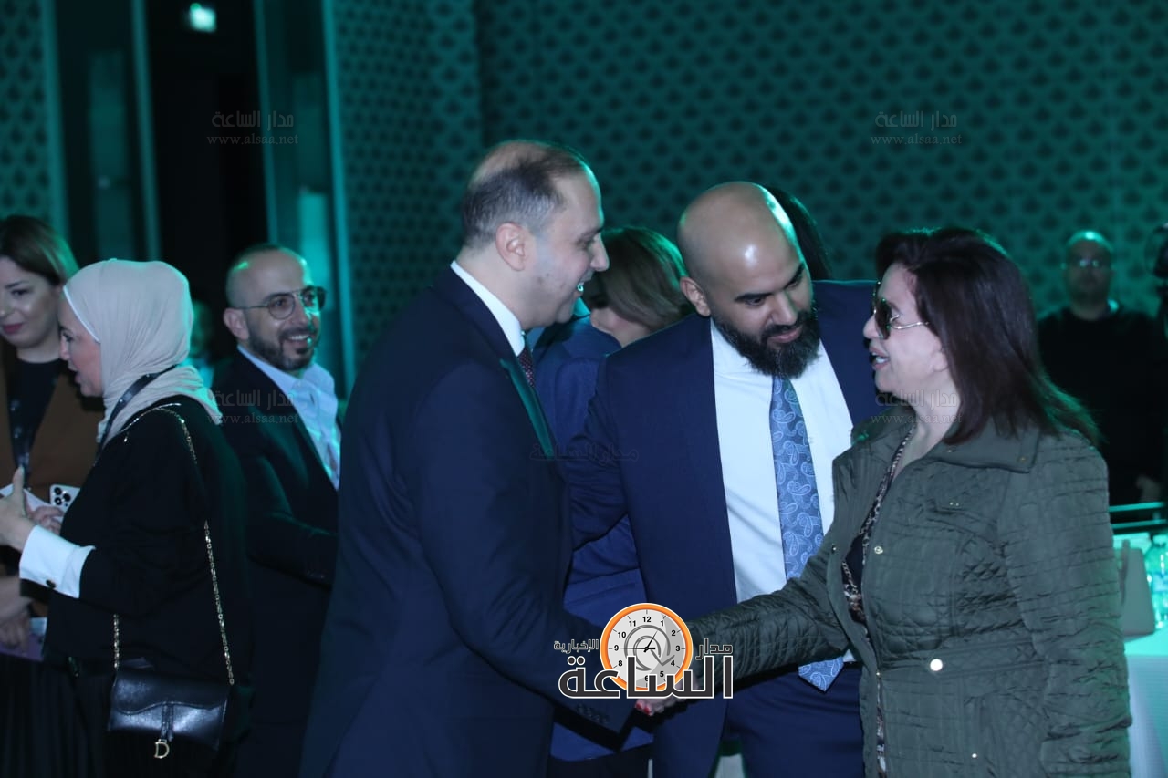 Madar Al-Saa Images 0.971992765525169