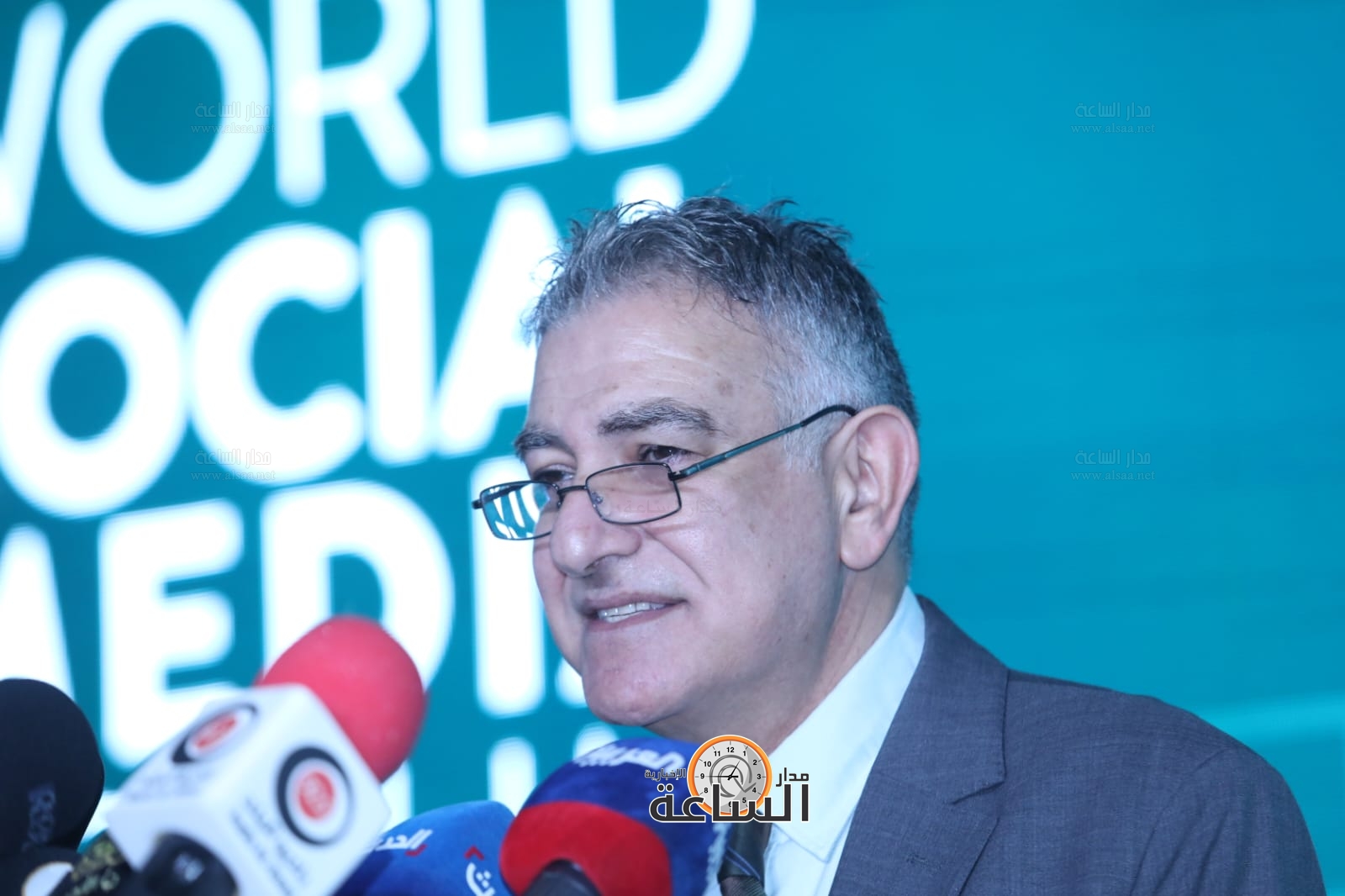 Madar Al-Saa Images 0.9179870015498099