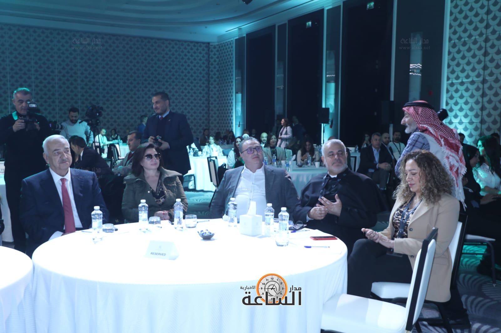 Madar Al-Saa Images 0.8584118875338007