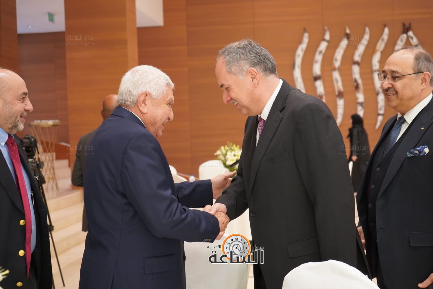 Madar Al-Saa Images 0.8462508672087663