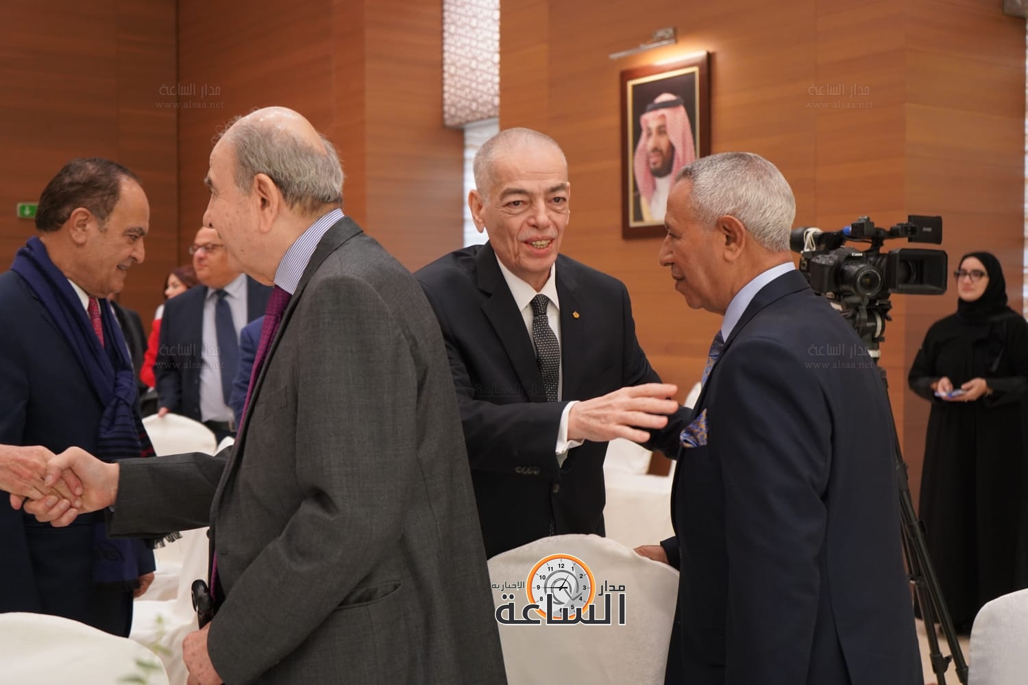 Madar Al-Saa Images 0.7612066559221853