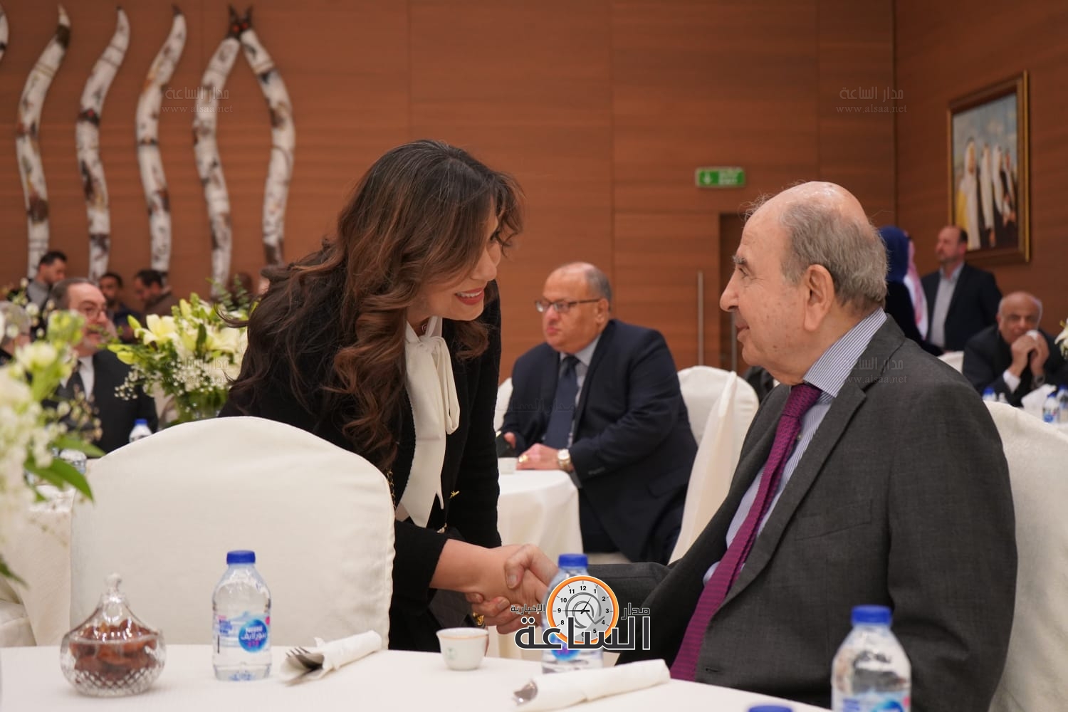 Madar Al-Saa Images 0.827566338639494