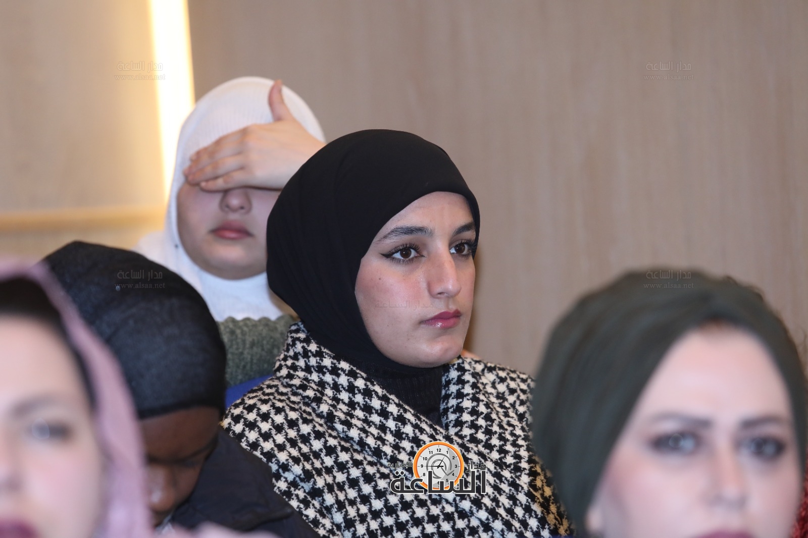 Madar Al-Saa Images 0.3431024228216575