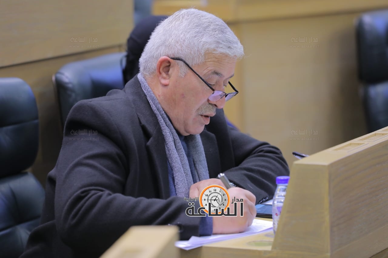 Madar Al-Saa Images 0.7870949623258681