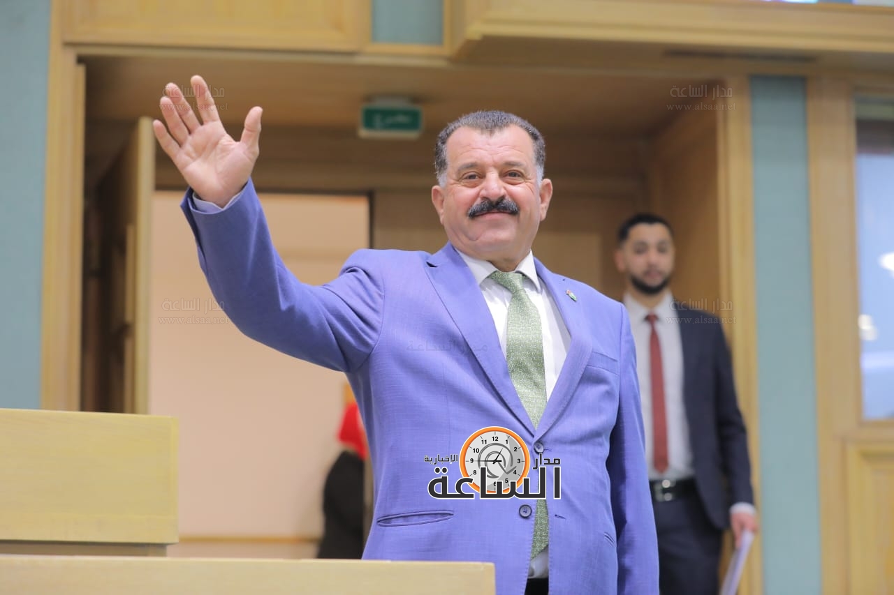 Madar Al-Saa Images 0.44978294849725775