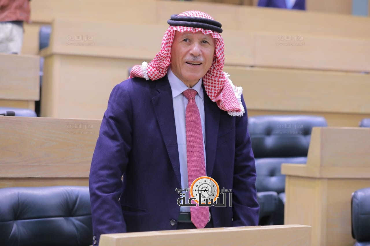 Madar Al-Saa Images 0.6843494216555646