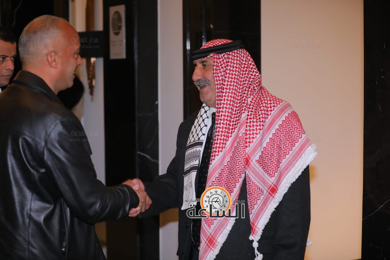 Madar Al-Saa Images 0.9353159130880693