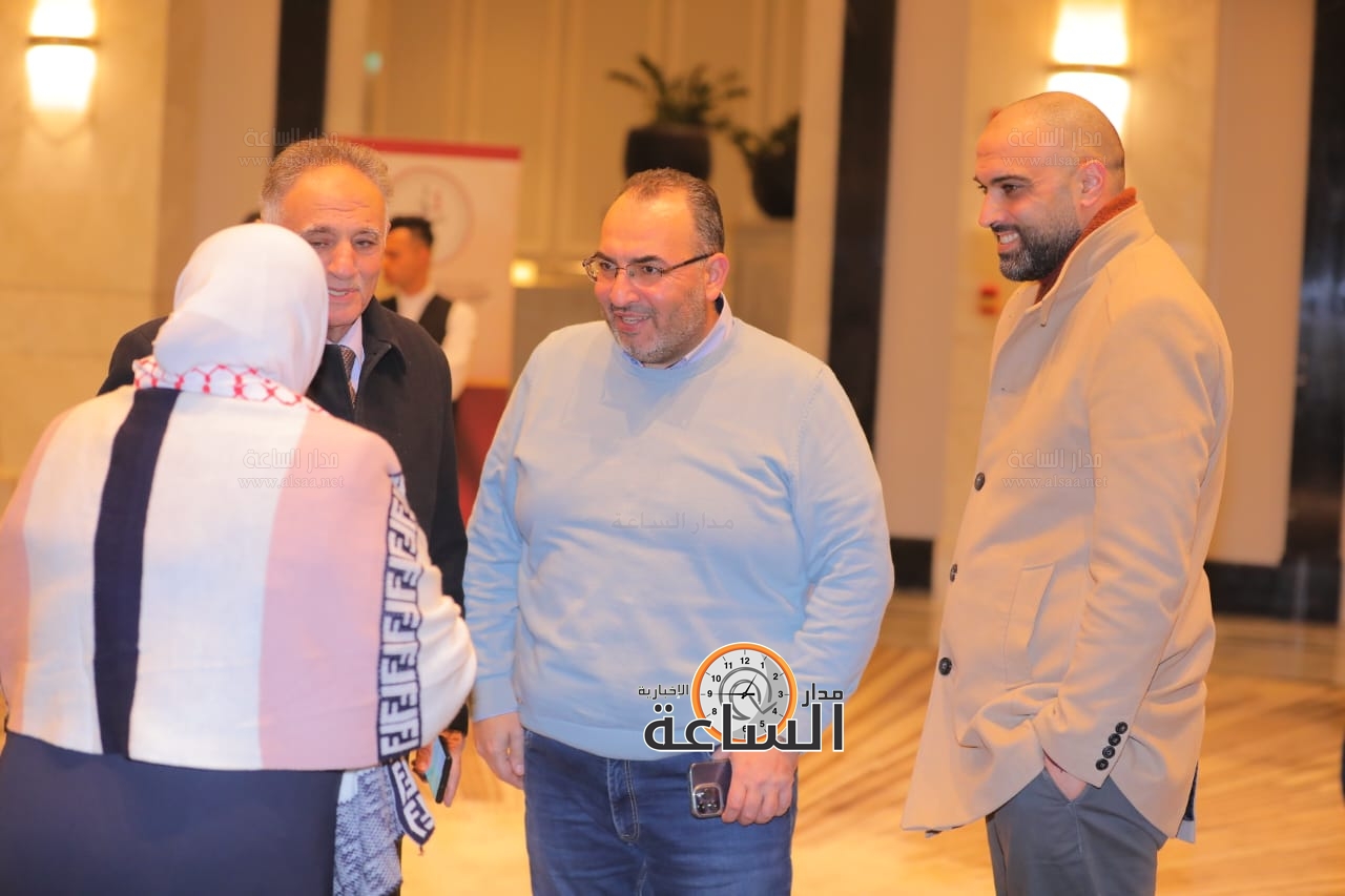 Madar Al-Saa Images 0.5776104594835627