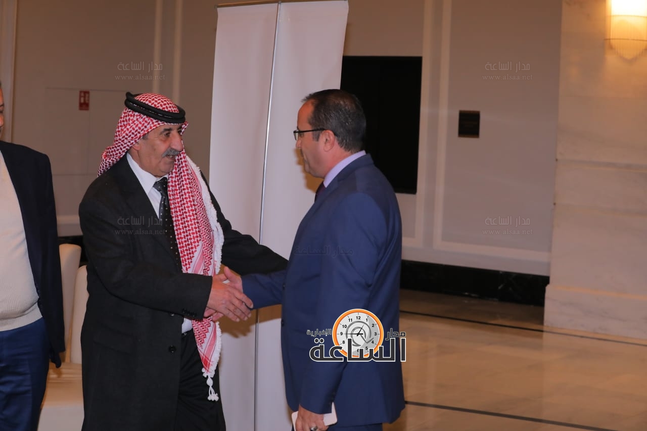 Madar Al-Saa Images 0.9008607391376355