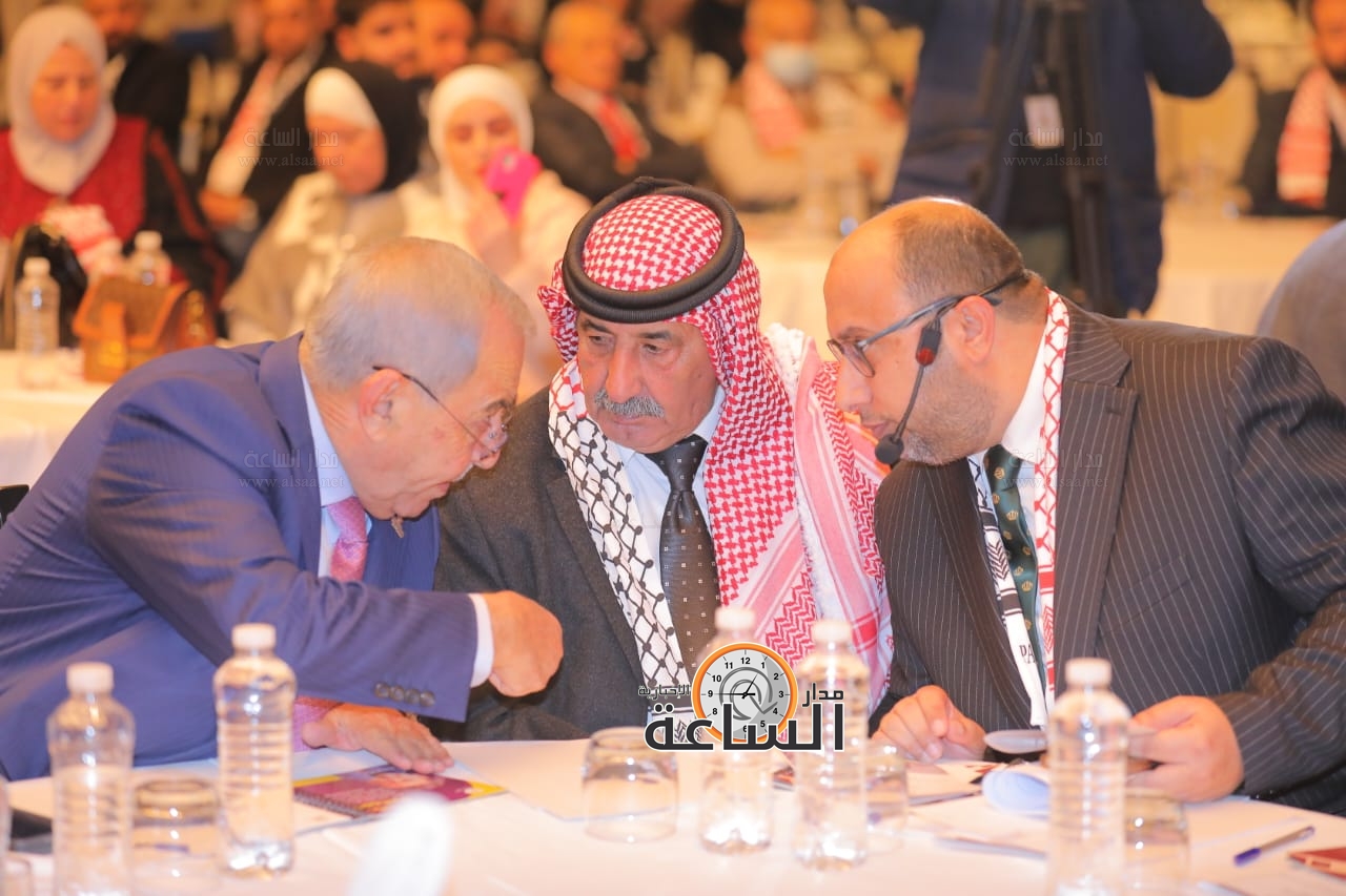 Madar Al-Saa Images 0.17605261381538373